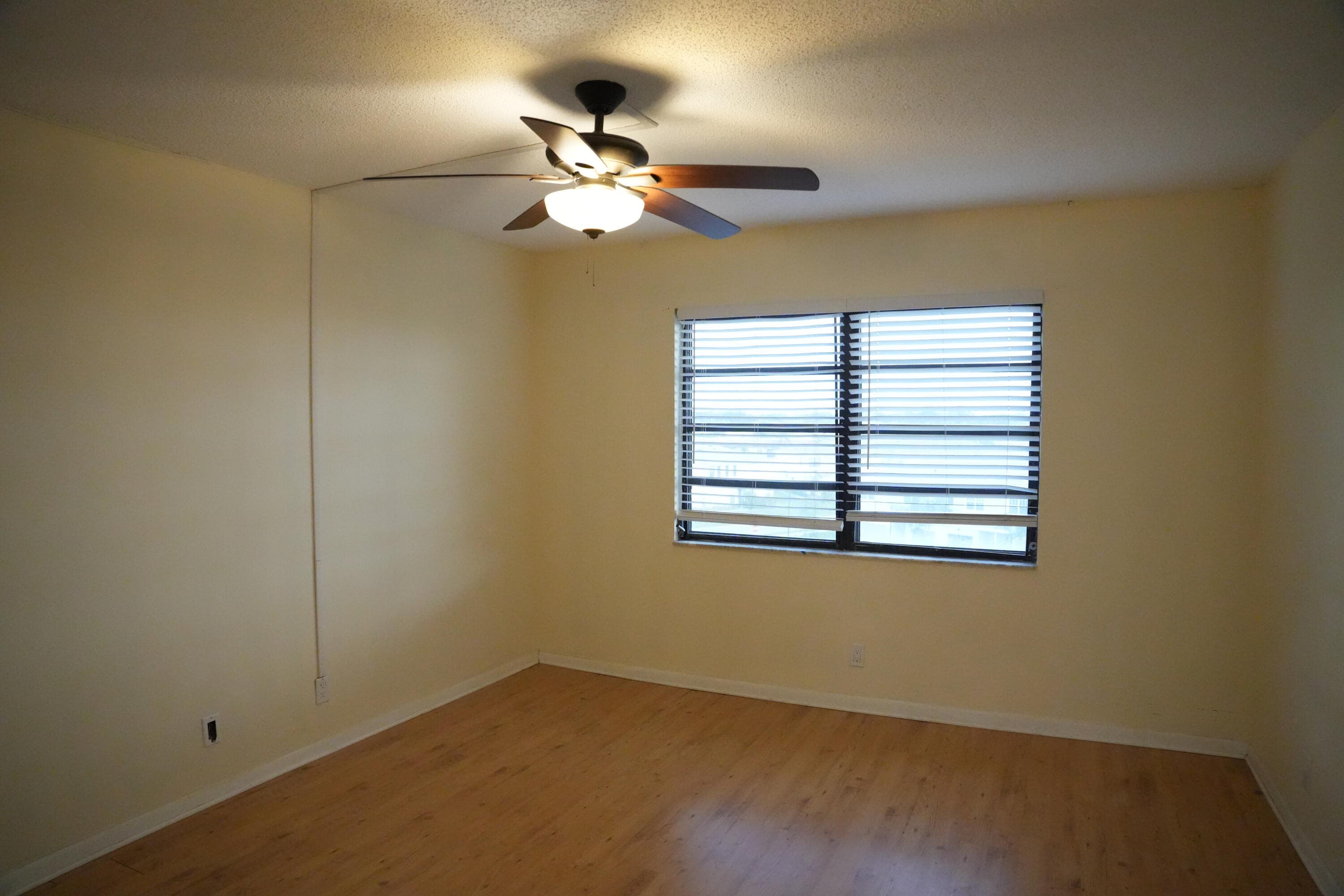 4640 Lucerne Lakes Boulevard W 508, Lake Worth, FL 33467 29