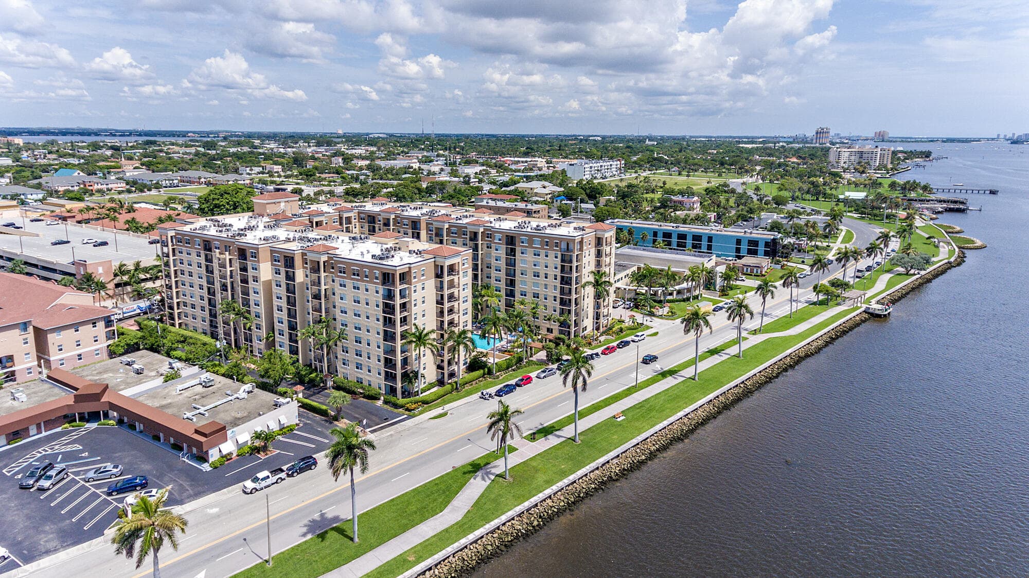 1801 N Flagler Drive 639, West Palm Beach, FL 33407 23