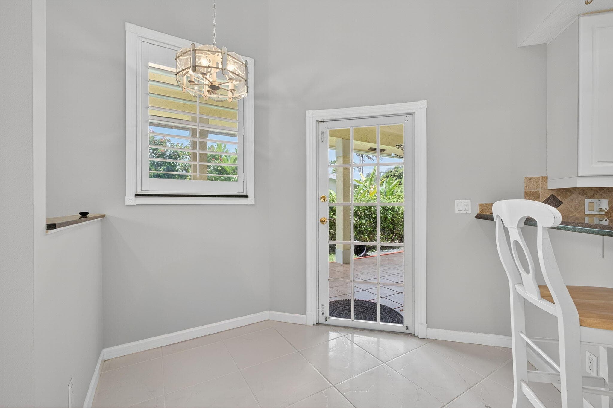 1052 W Shore Drive, West Palm Beach, FL 33406 39