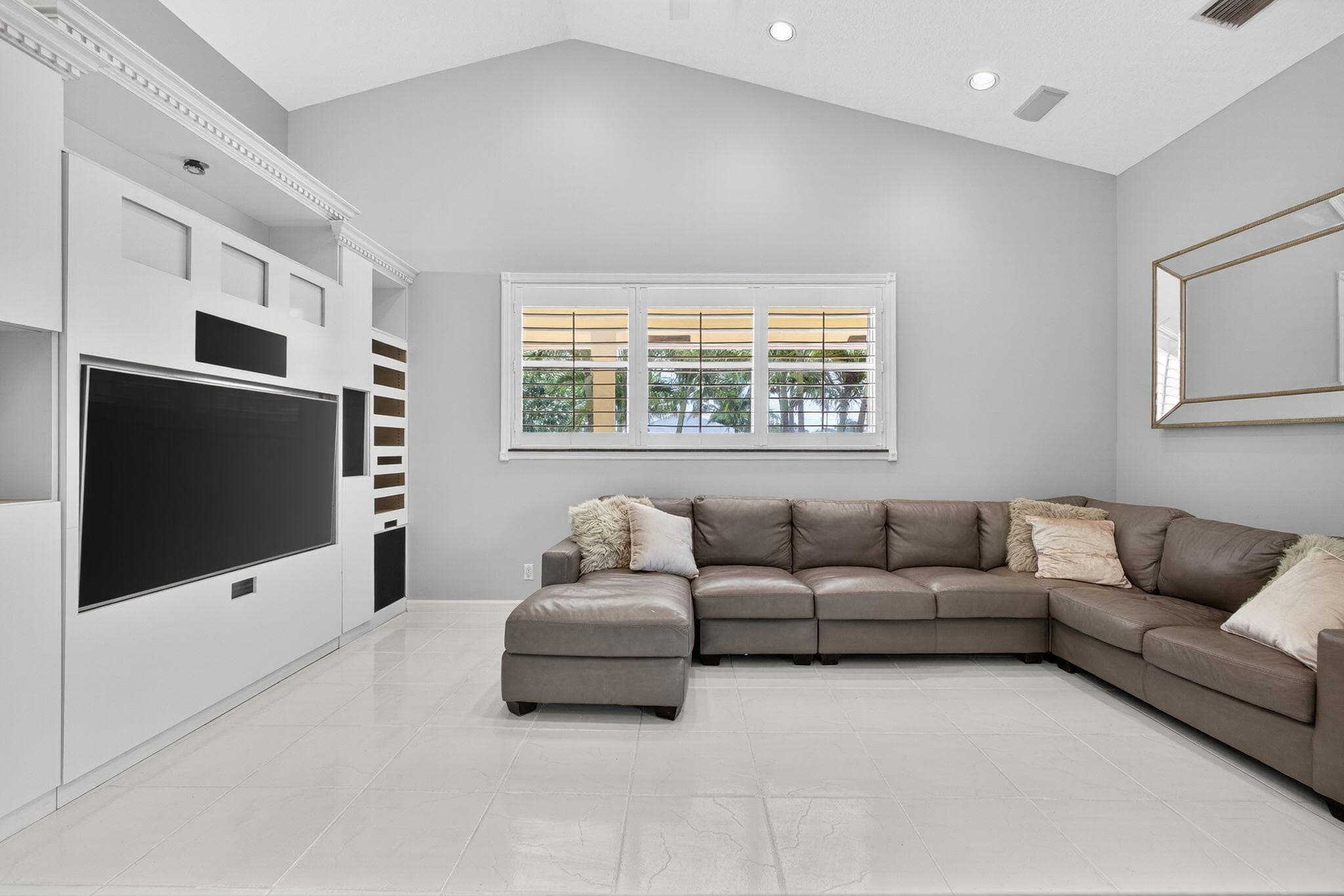 1052 W Shore Drive, West Palm Beach, FL 33406 41