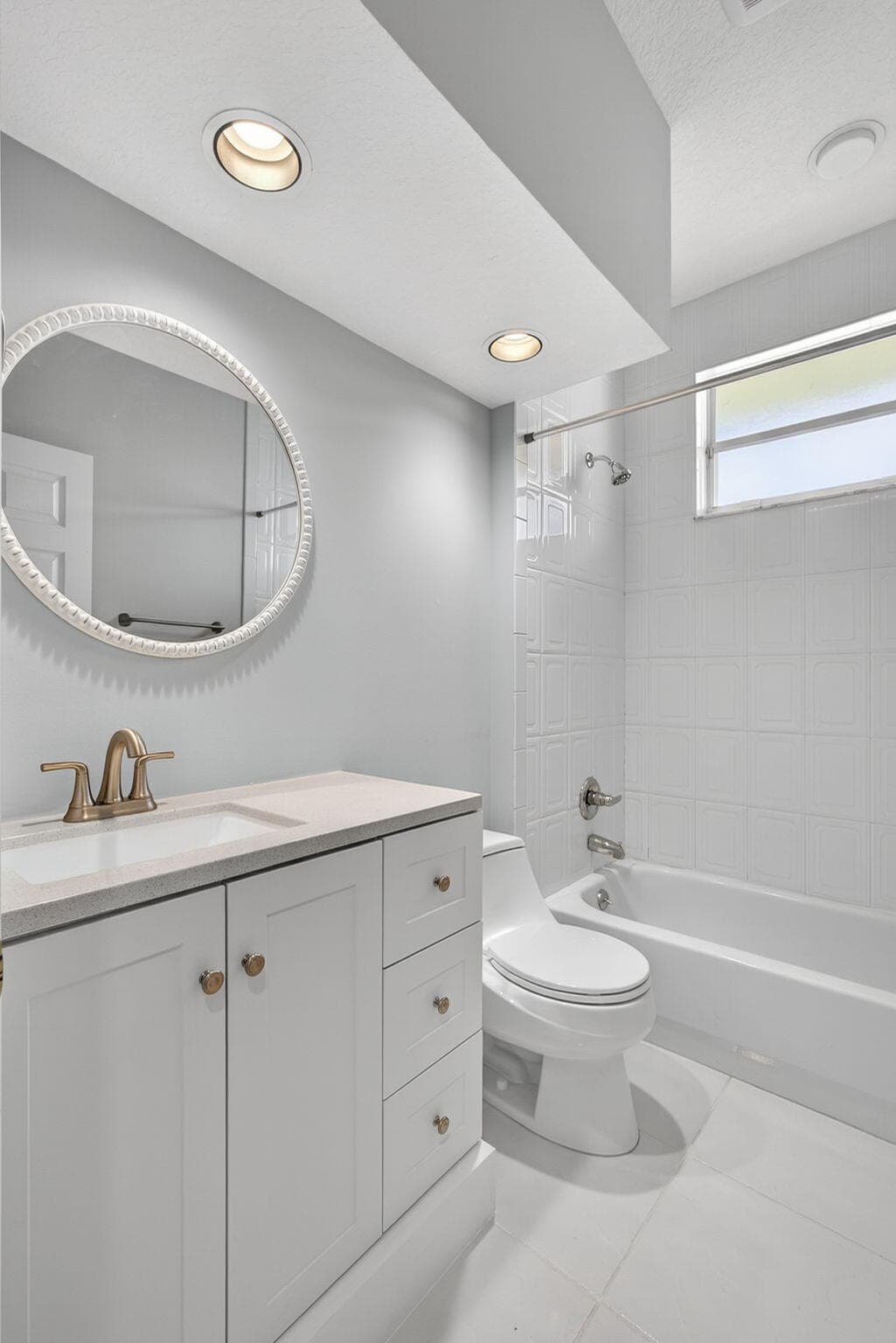 1052 W Shore Drive, West Palm Beach, FL 33406 48