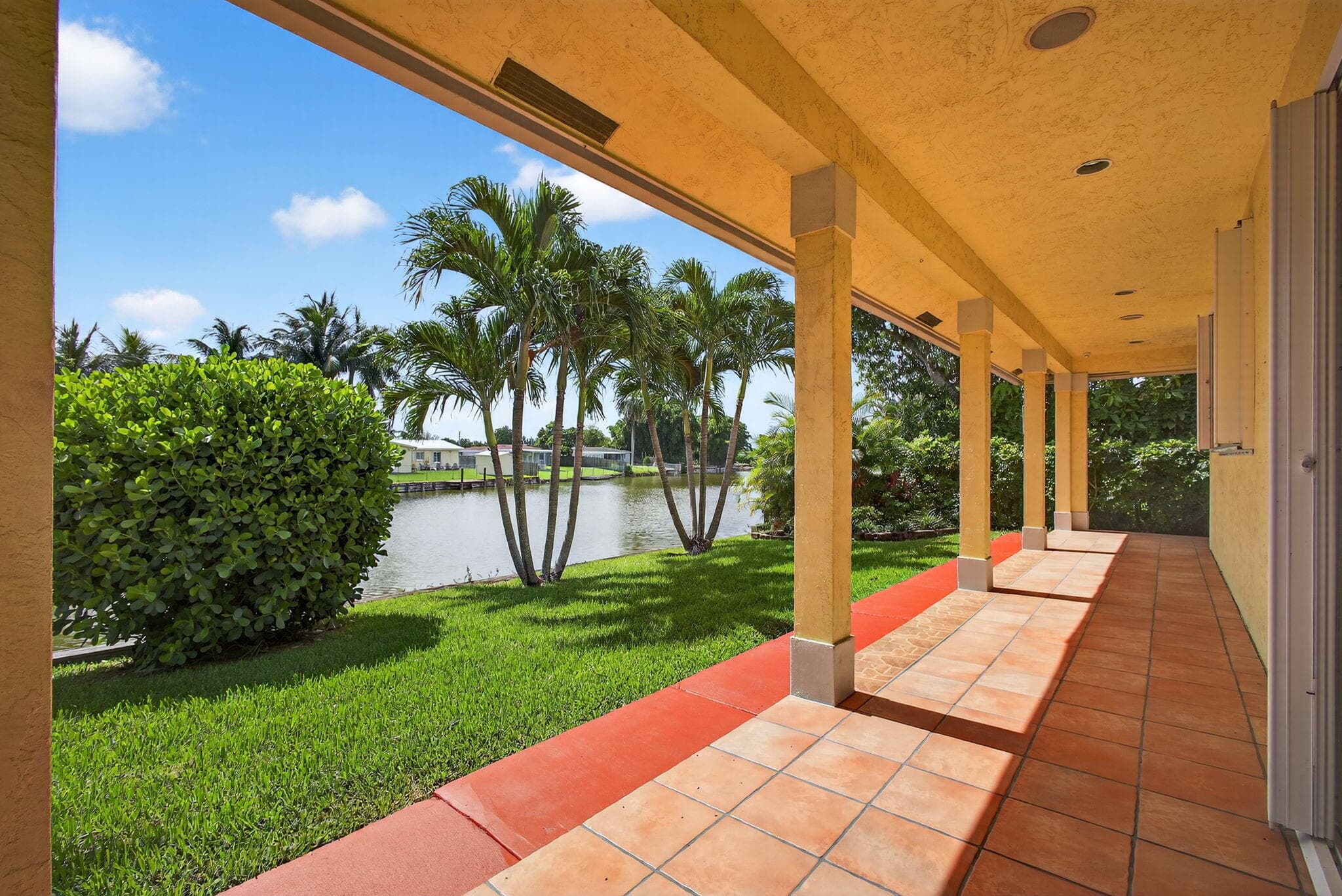 1052 W Shore Drive, West Palm Beach, FL 33406 64