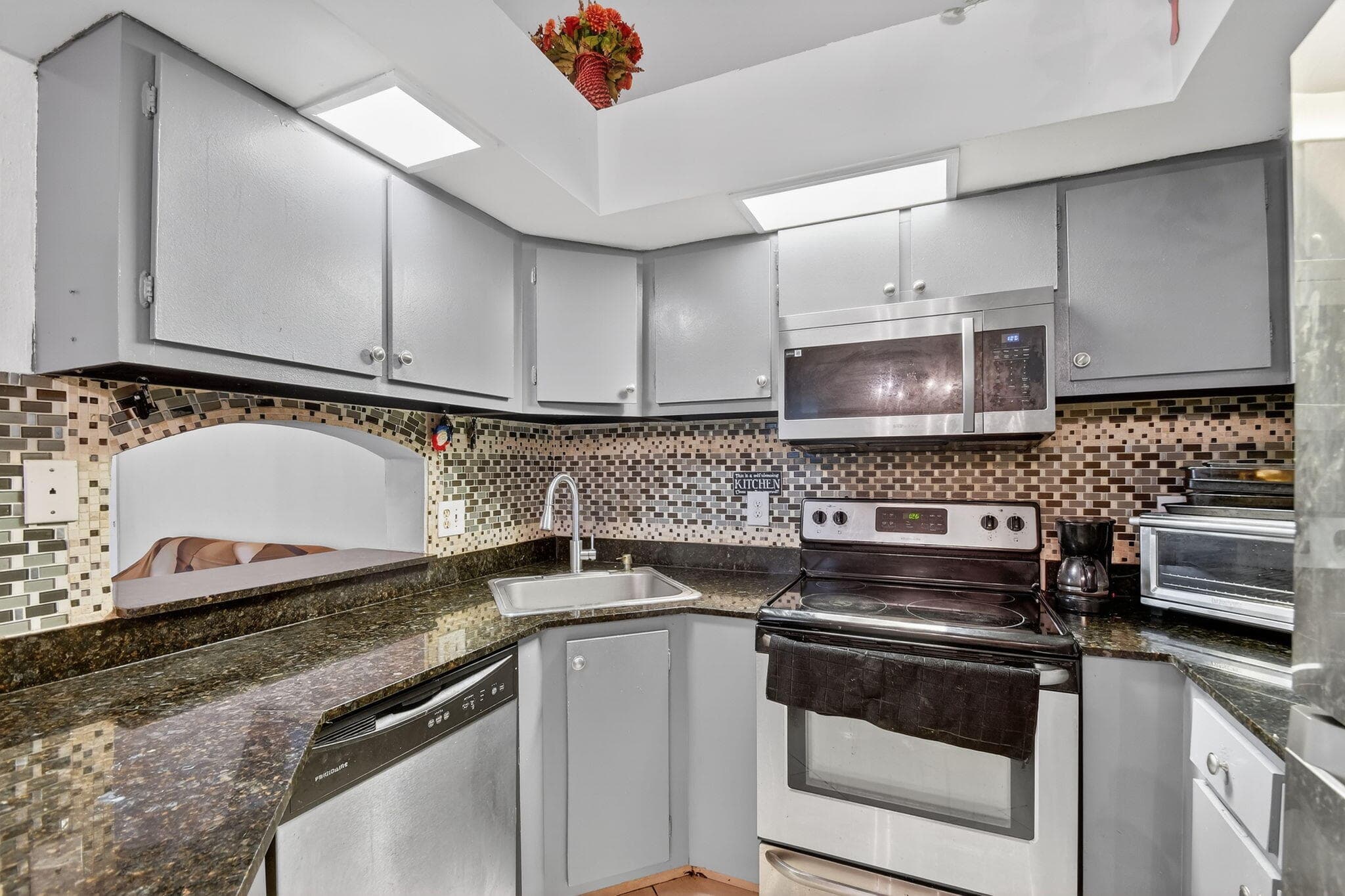 4191 S 57th Avenue G Avenue, Greenacres, FL 33463 12