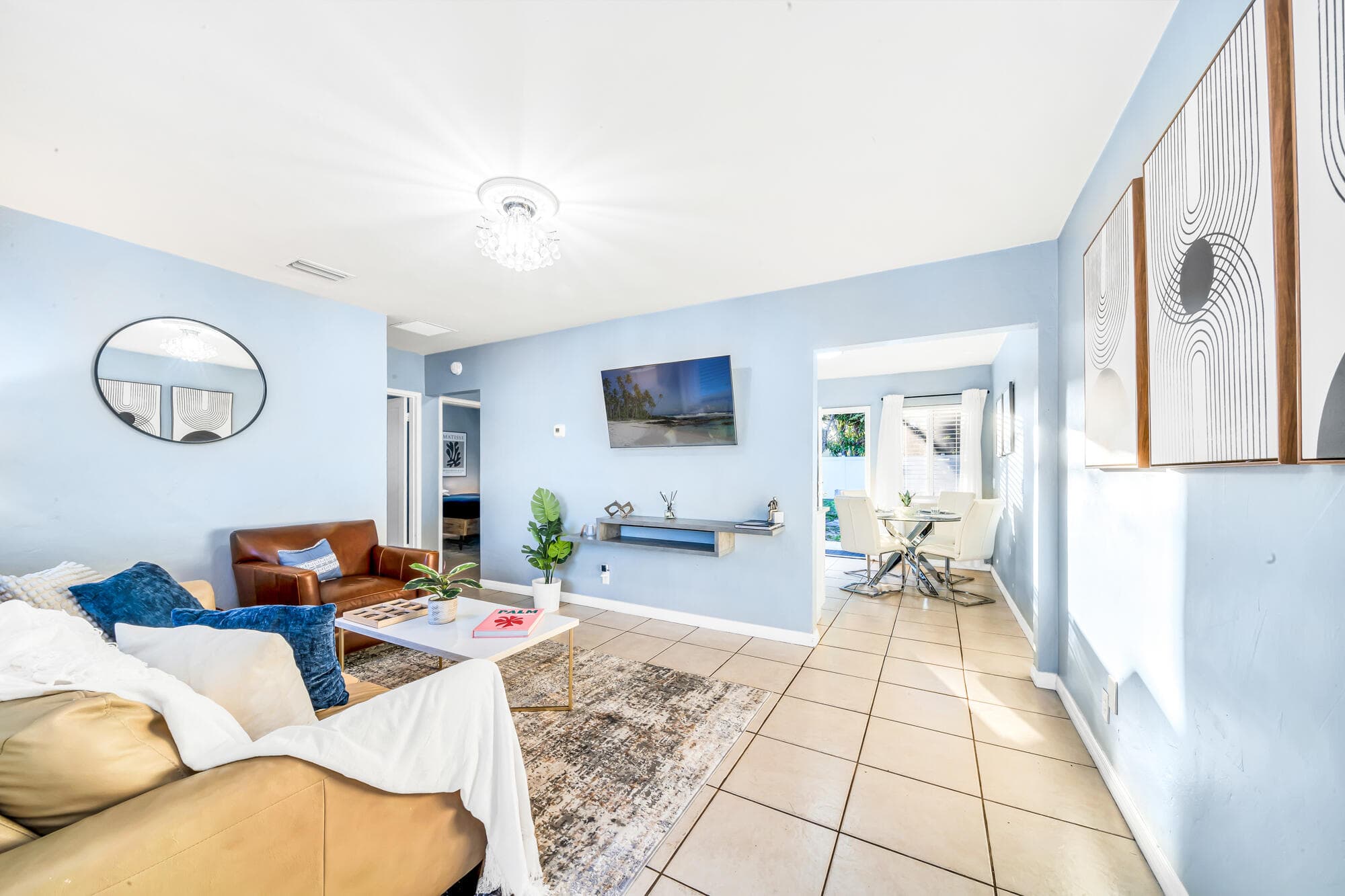 3331 Lake Avenue, West Palm Beach, FL 33405 3