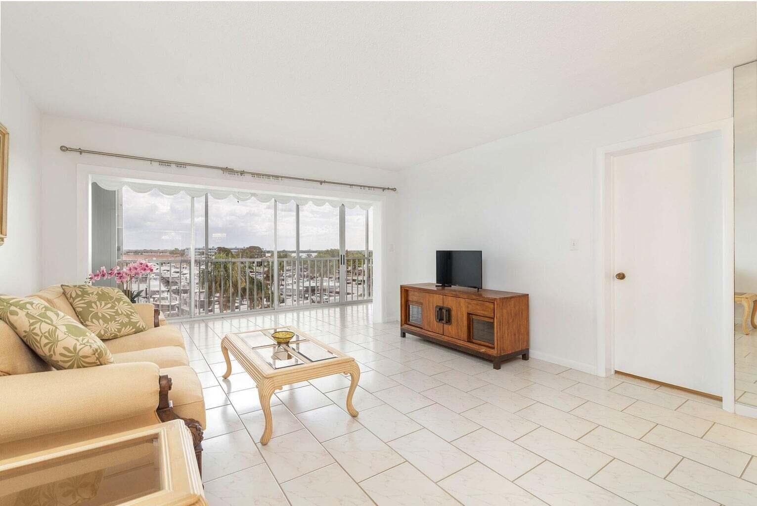 907 Marina Drive 402, North Palm Beach, FL 33408 20