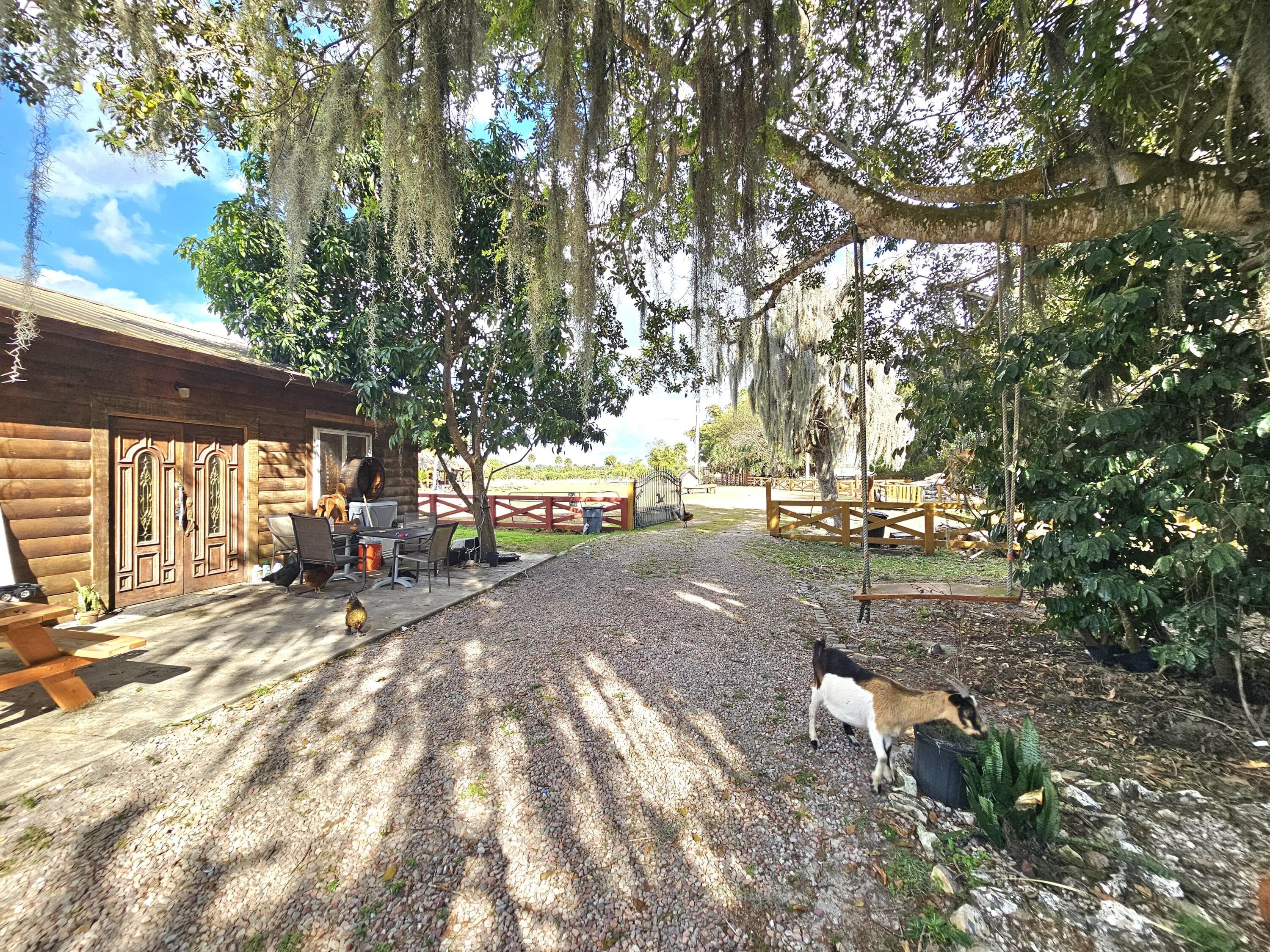12963 Us Hwy 441 SE, Okeechobee, FL 34974 36