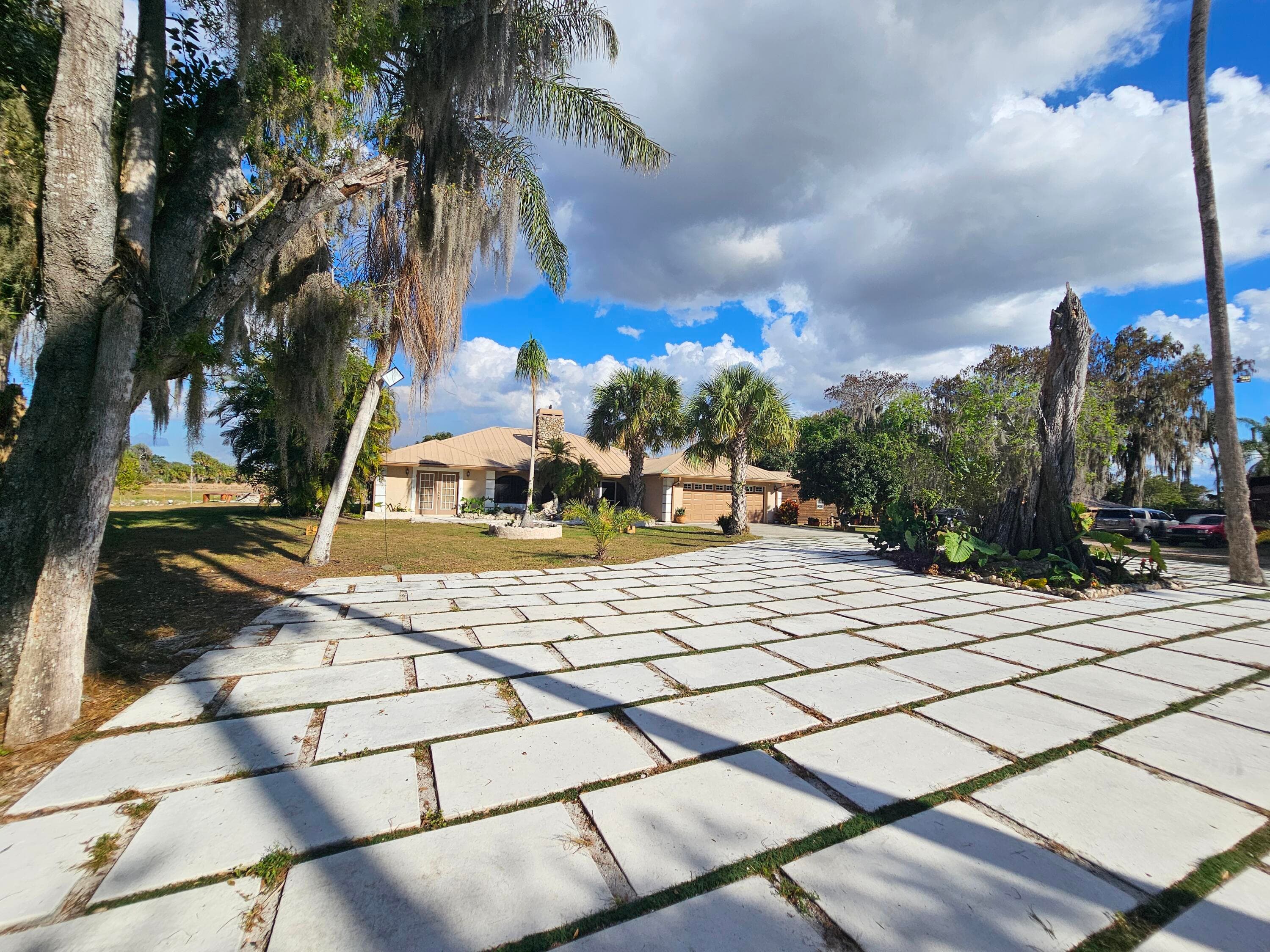 12963 Us Hwy 441 SE, Okeechobee, FL 34974 4