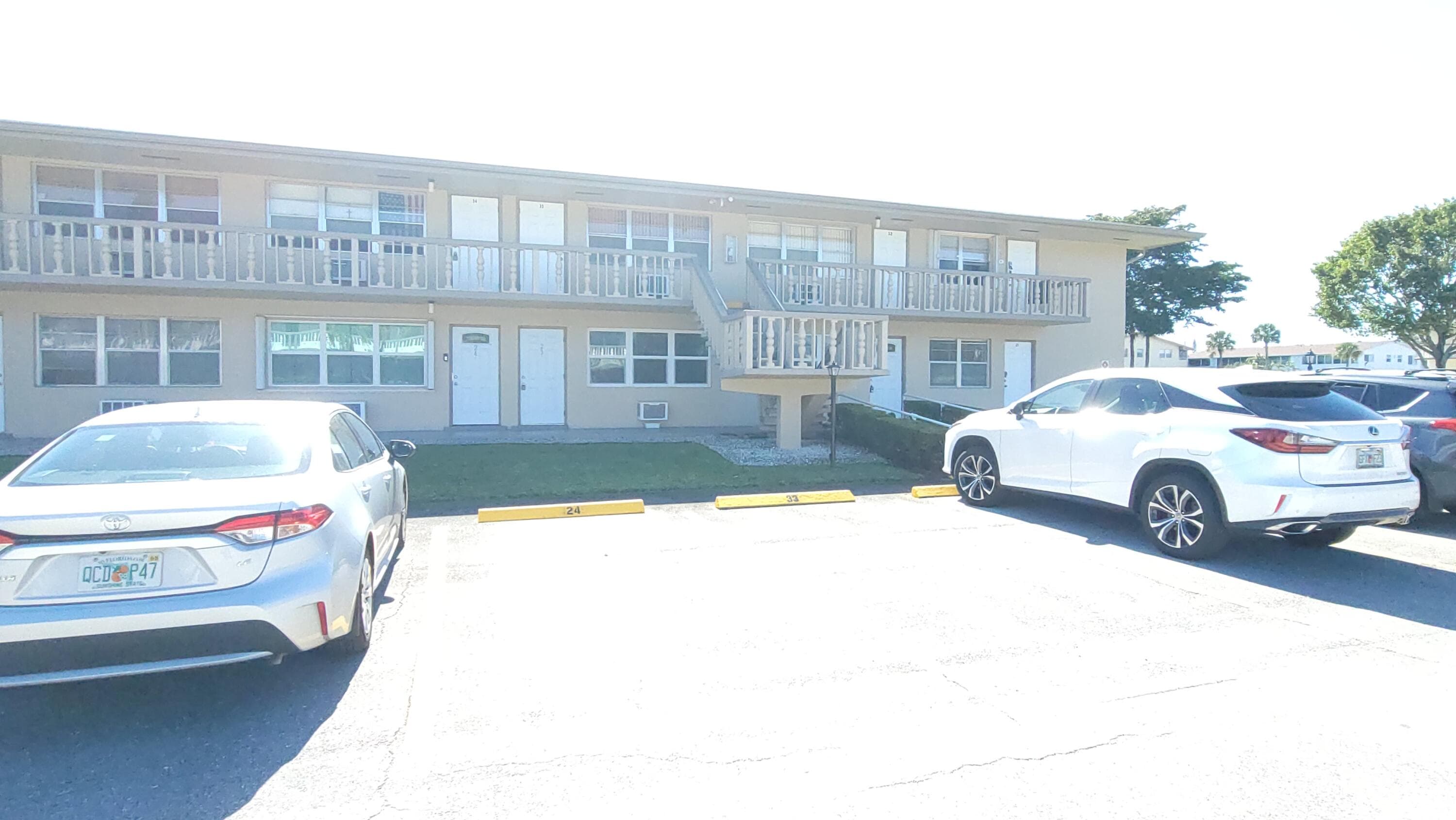 23 Kingswood B, West Palm Beach, FL 33417 16