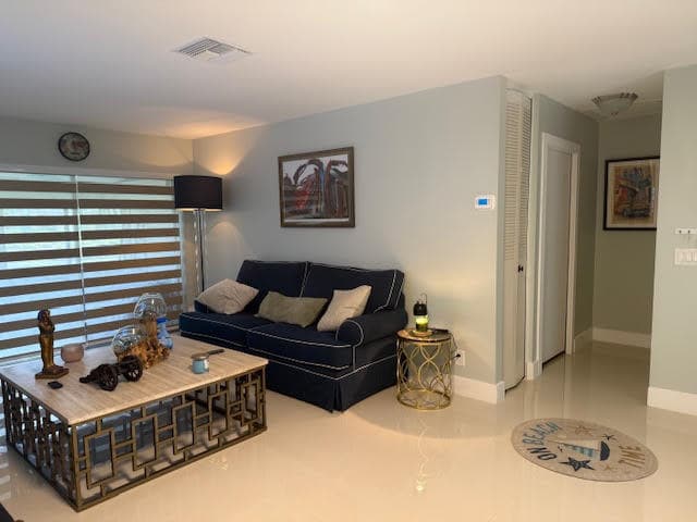 2580 Emory Drive A, West Palm Beach, FL 33415 9