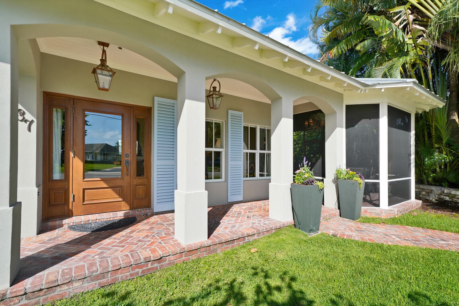 137 S Oak Street, Lantana, FL 33462 4