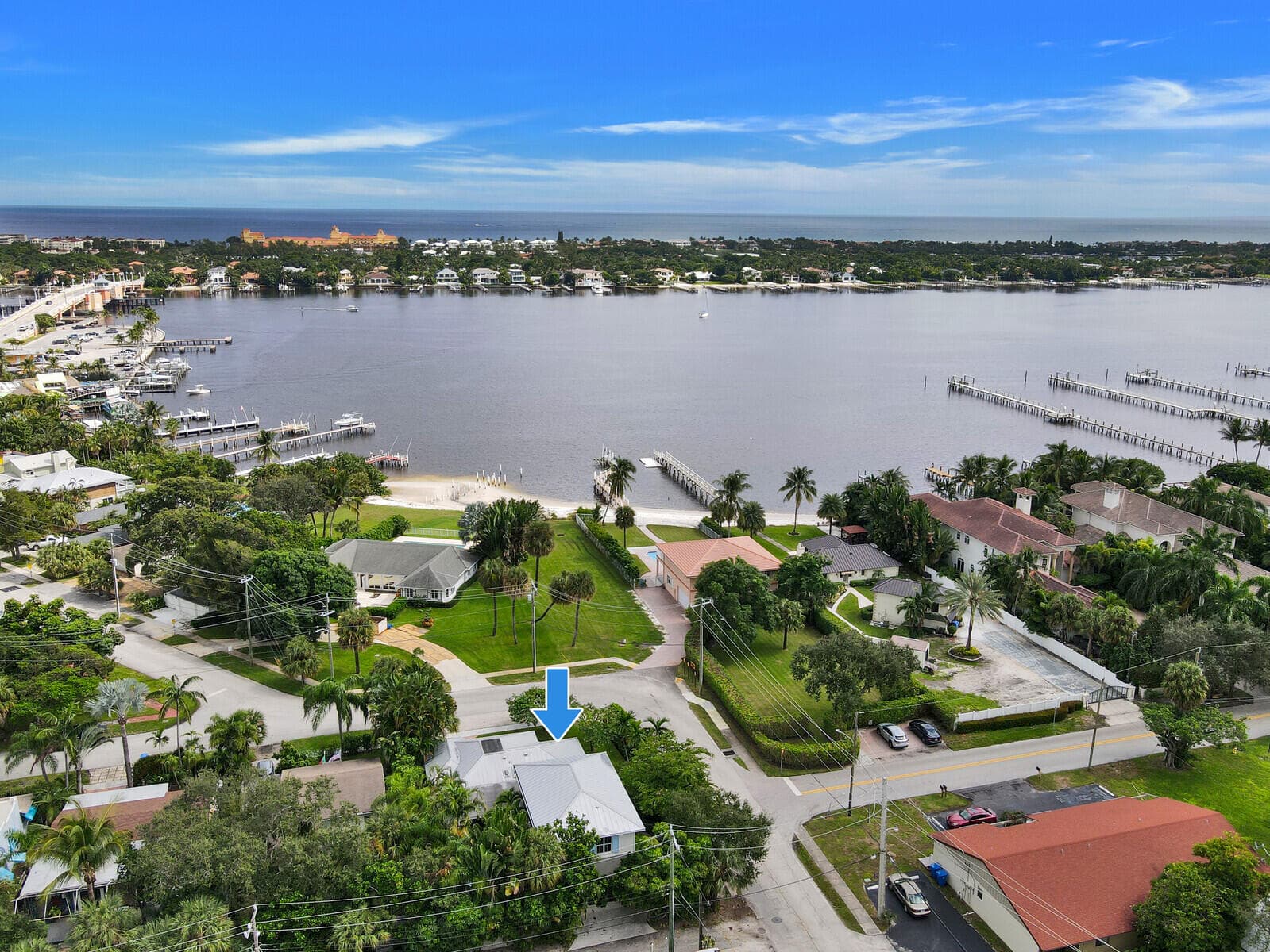 137 S Oak Street, Lantana, FL 33462 30