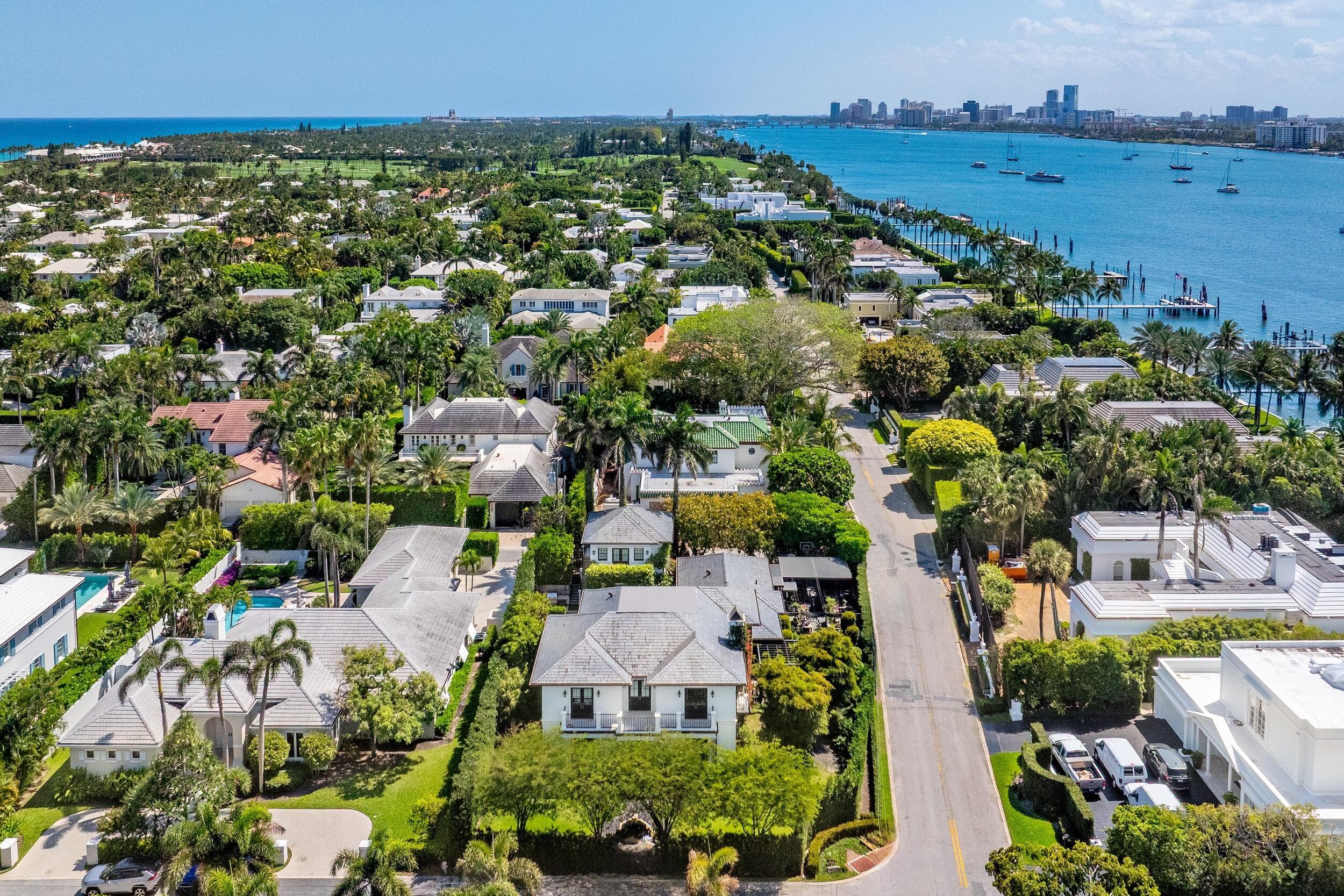 1053 N Lake Way, Palm Beach, FL 33480 77