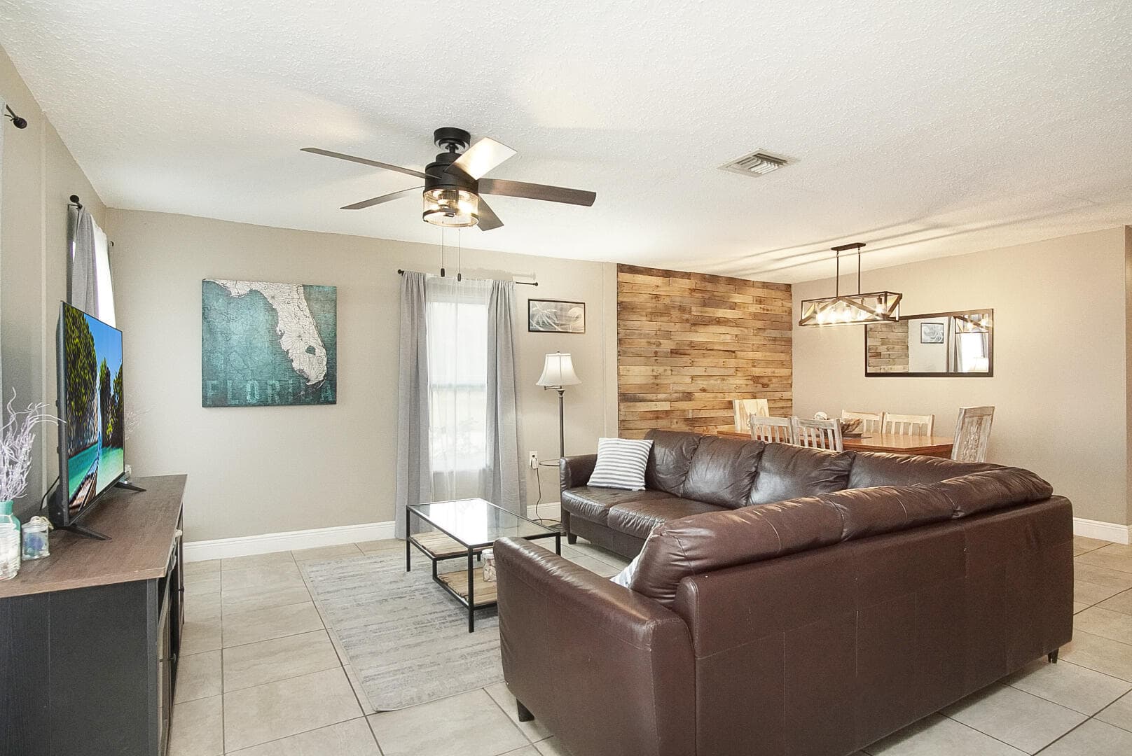 1002 Avenue E E, Fort Pierce, FL 34950 5