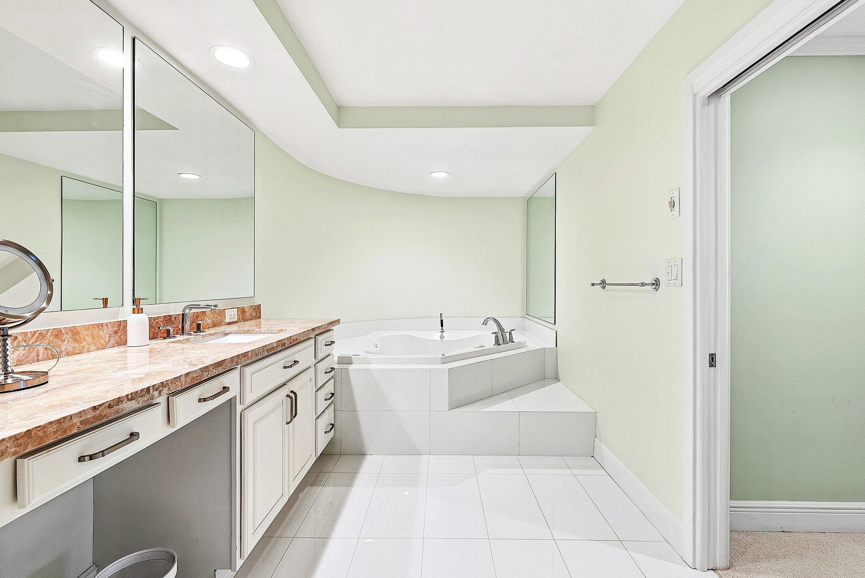2001 SE Sailfish Point Boulevard 313, Stuart, FL 34996 19