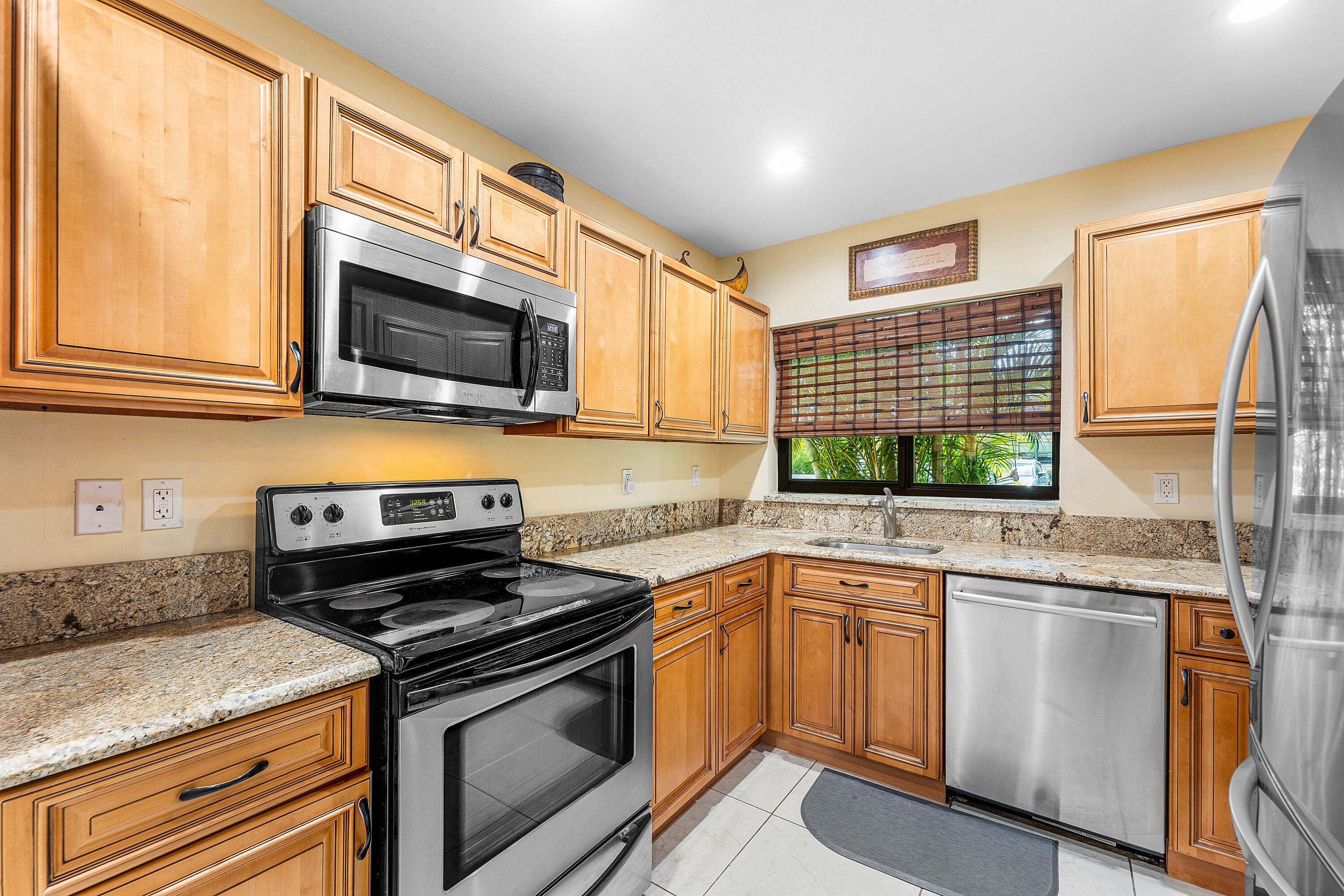 6846 Bridlewood Court, Boca Raton, FL 33433 2