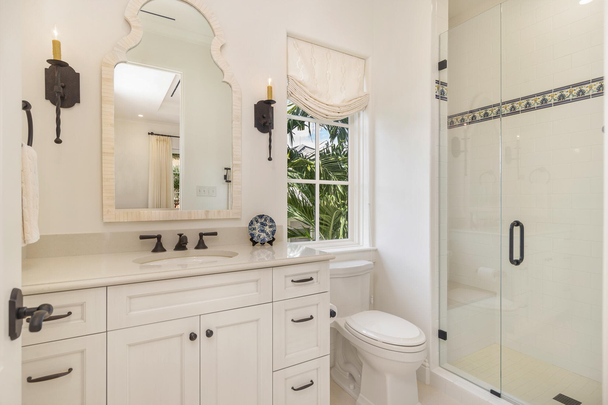 261 Seminole Avenue, Palm Beach, FL 33480 24