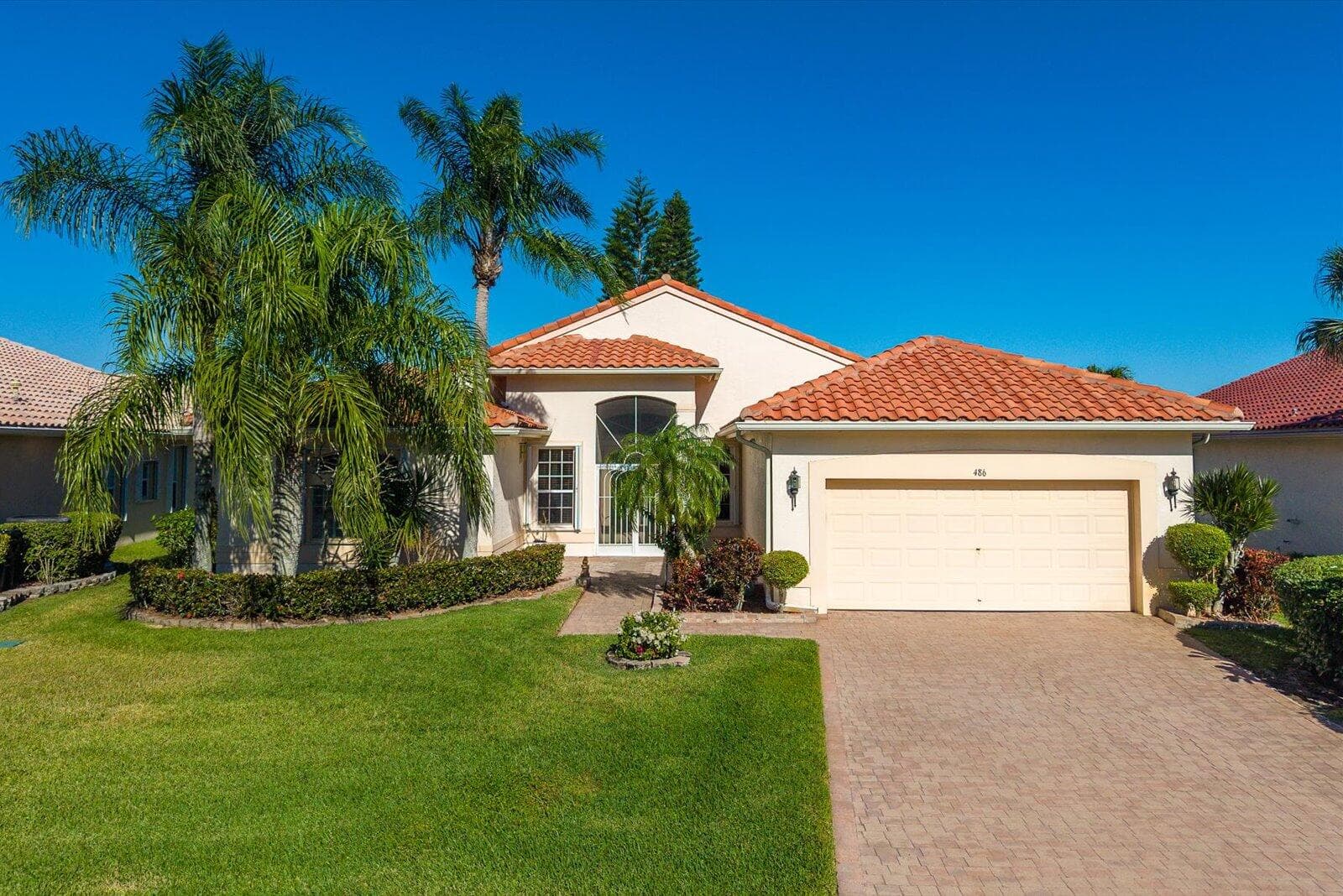 486 NW Blue Lake Drive, Port St. Lucie, FL 34986