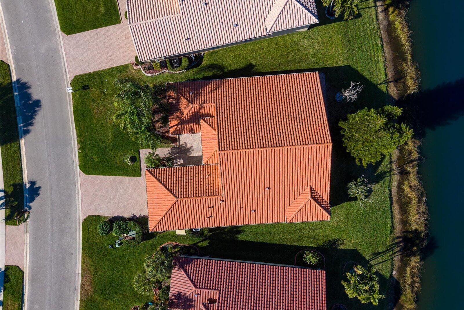 486 NW Blue Lake Drive, Port St. Lucie, FL 34986 44
