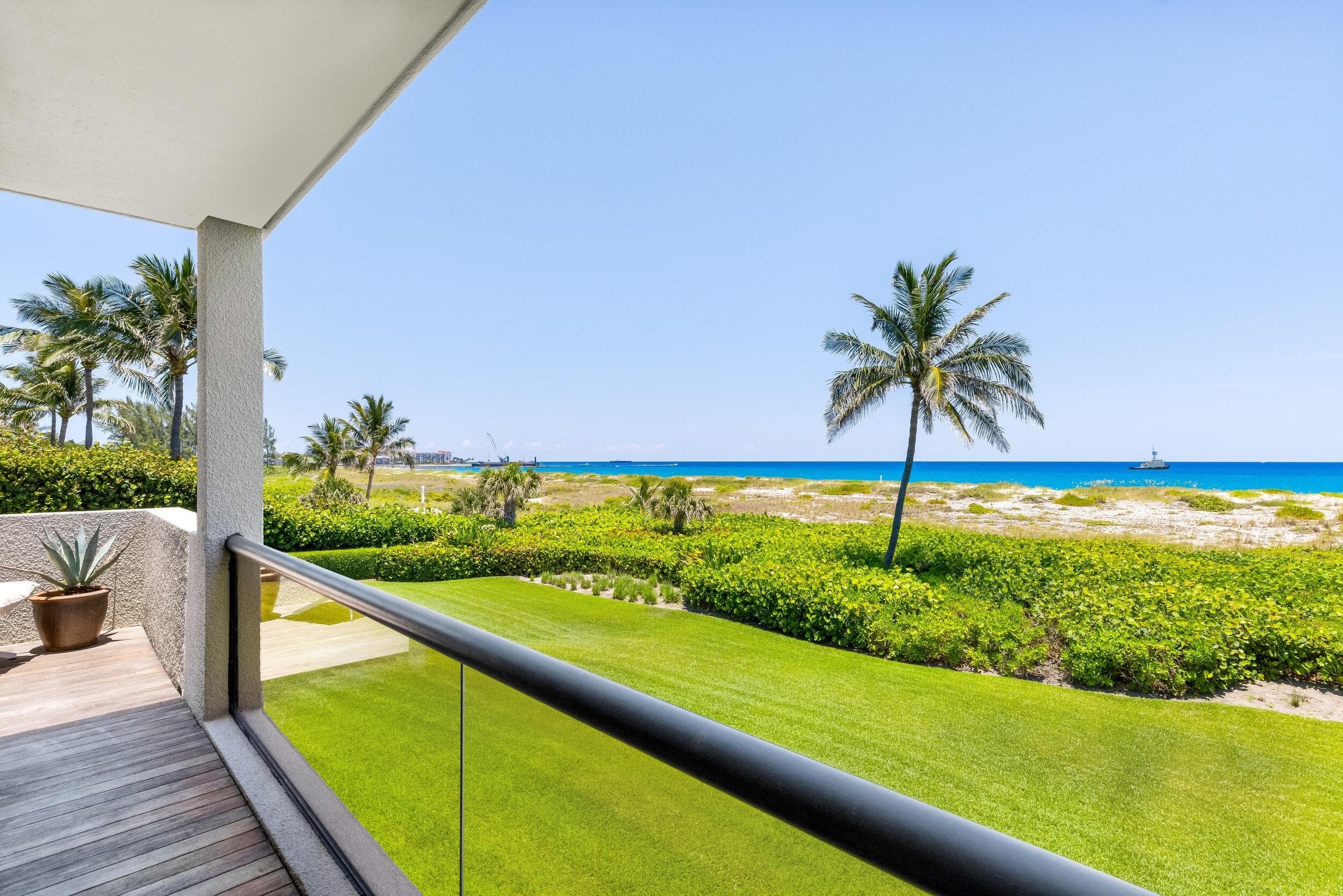 1446 N Ocean Boulevard, Palm Beach, FL 33480 28