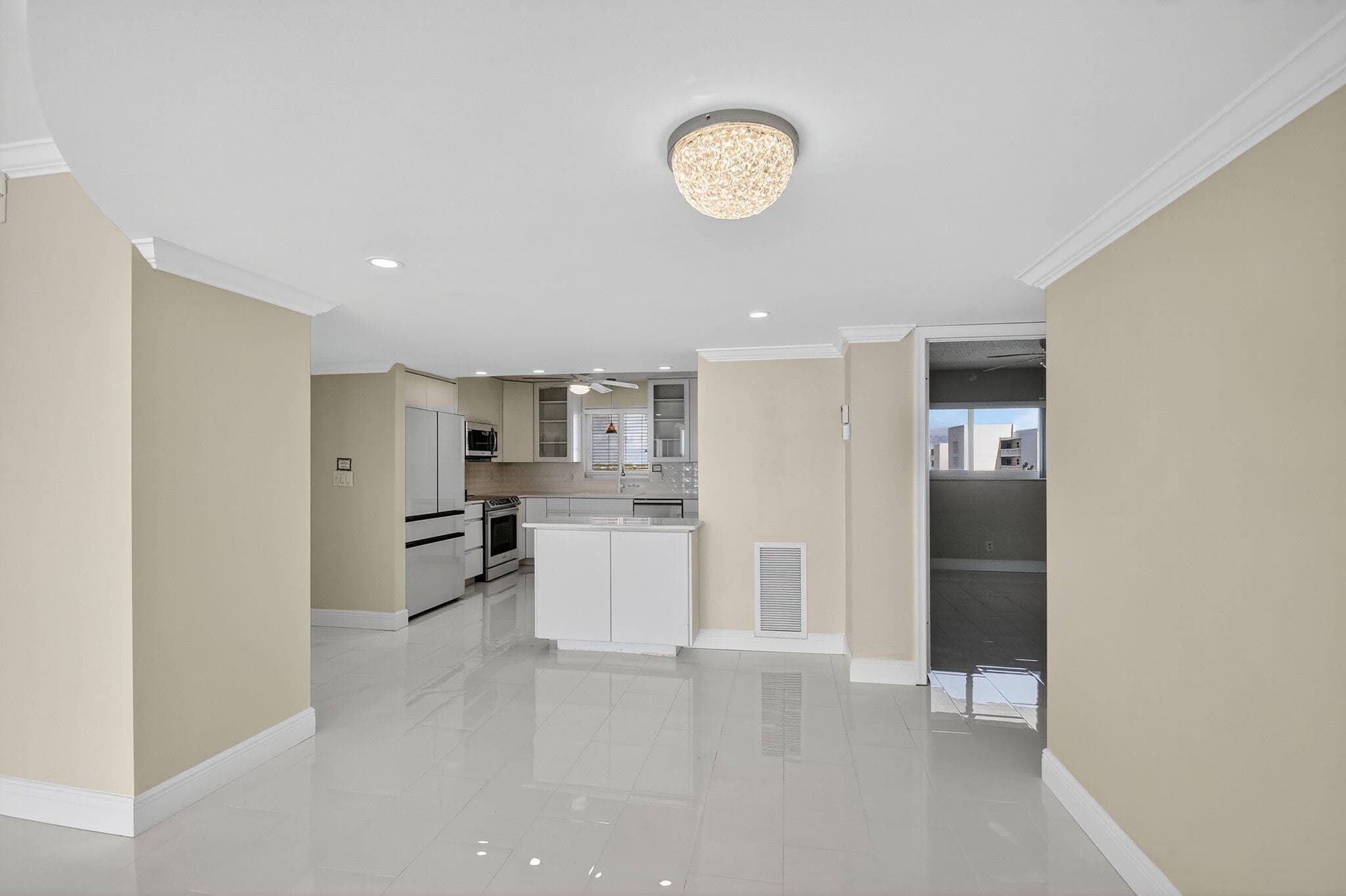 301 Lake Shore Drive 711, Lake Park, FL 33403 17
