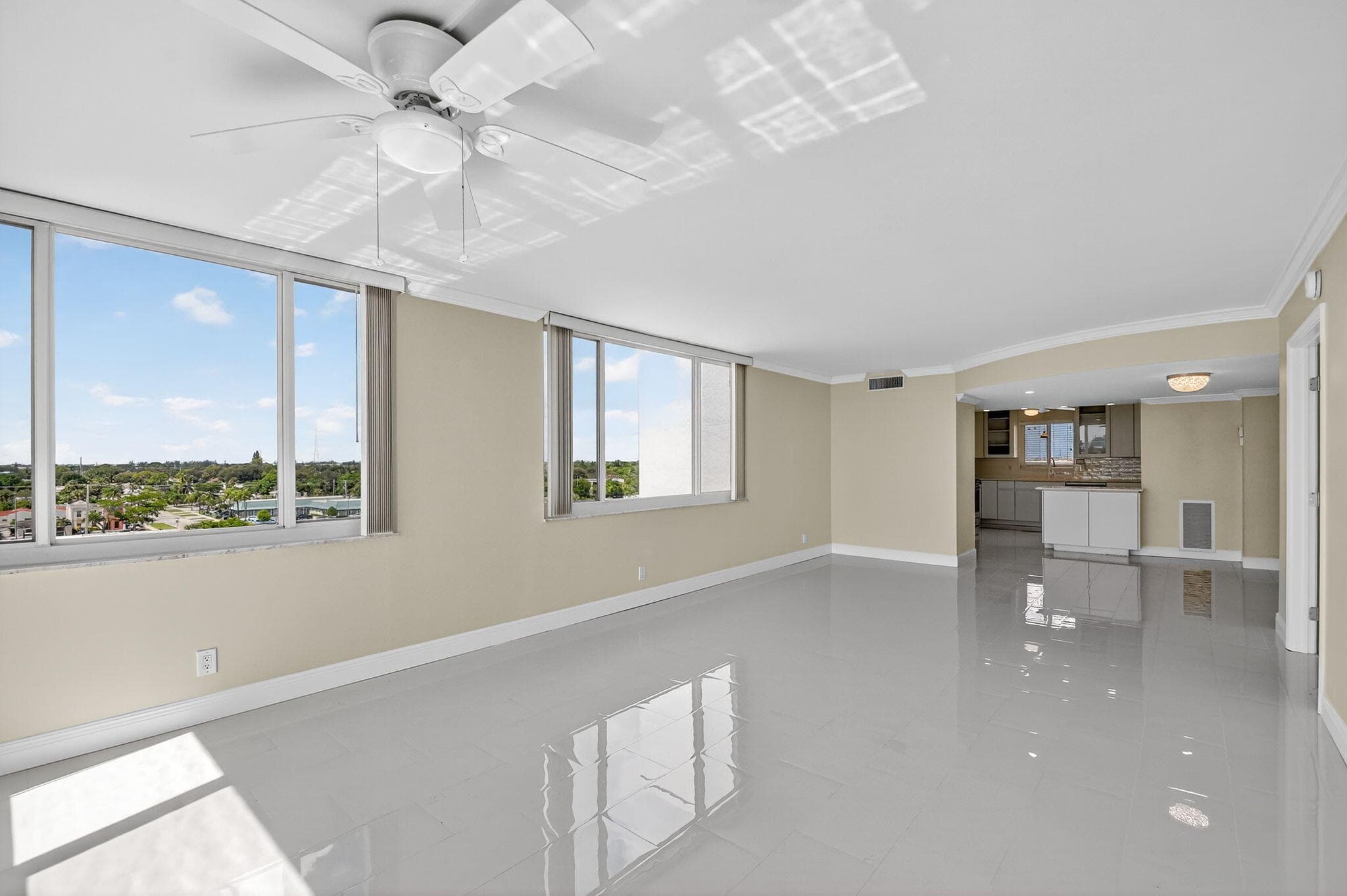 301 Lake Shore Drive 711, Lake Park, FL 33403 15