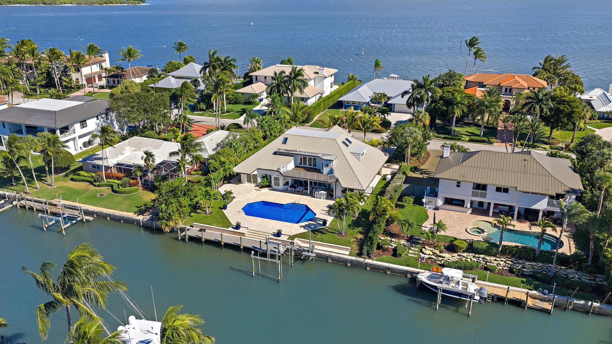 19 Island Road, Sewalls Point, FL 34996 18