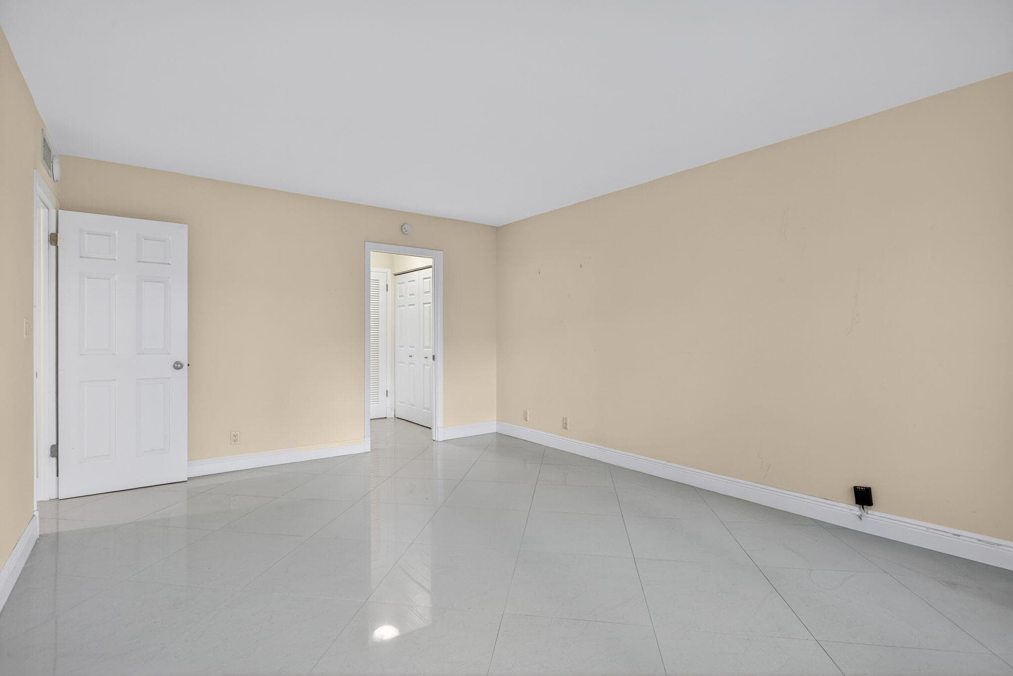 405 N Ocean Boulevard 208, Pompano Beach, FL 33062 18