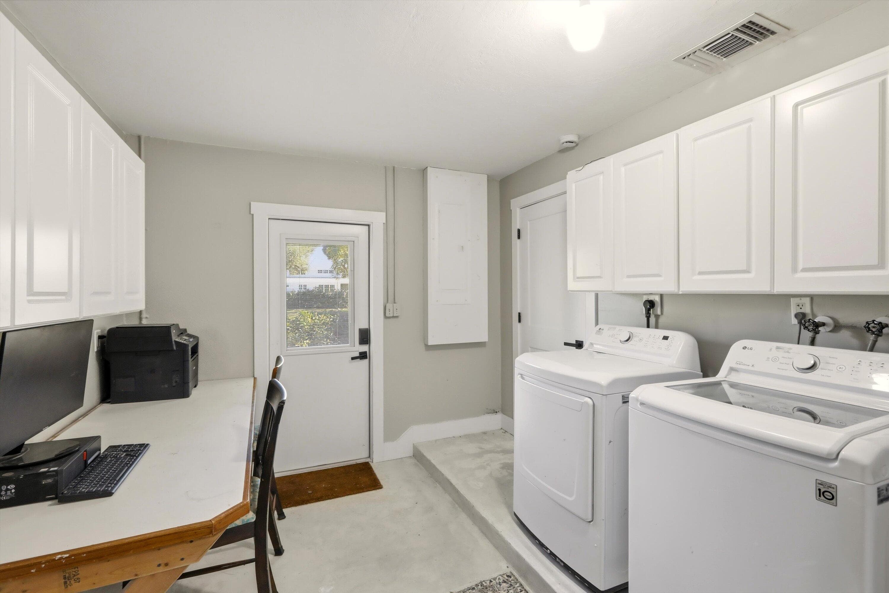 74 Aqua Lane, North Fort Myers, FL 33903 36