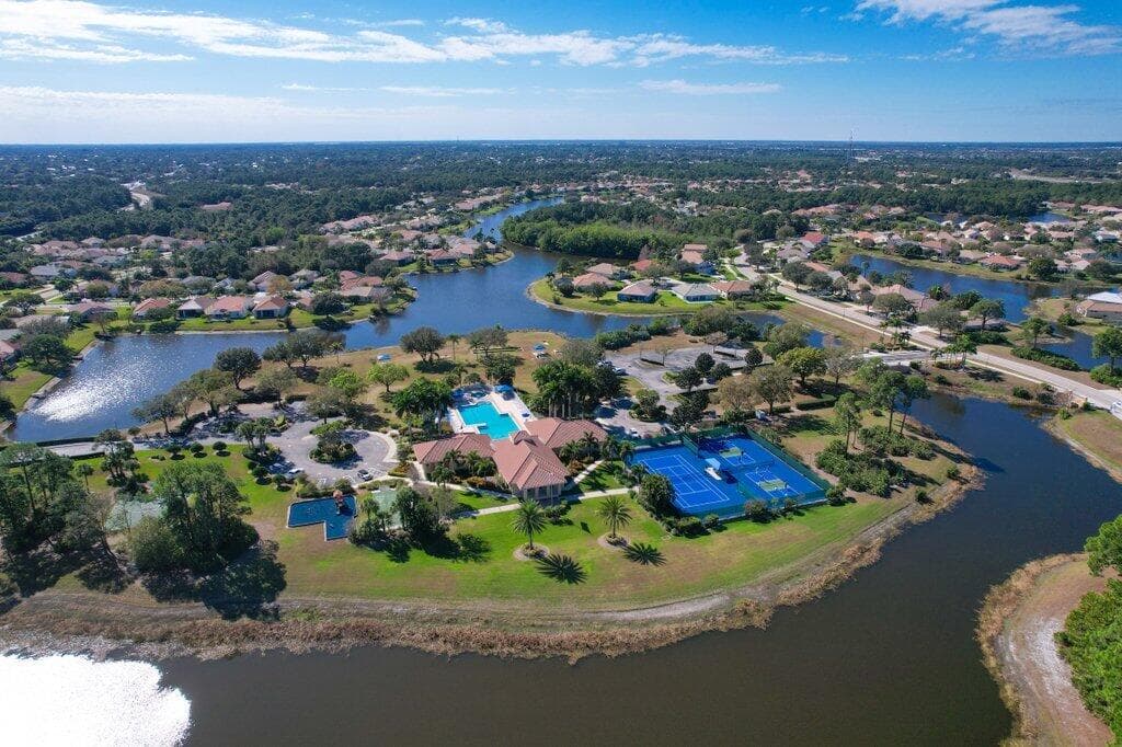 1686 SW Harbour Isles Circle, Port St. Lucie, FL 34986 27