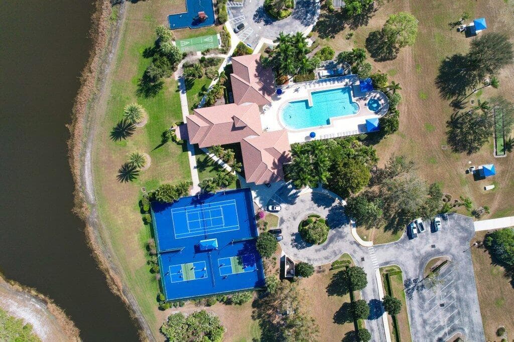 1686 SW Harbour Isles Circle, Port St. Lucie, FL 34986 26