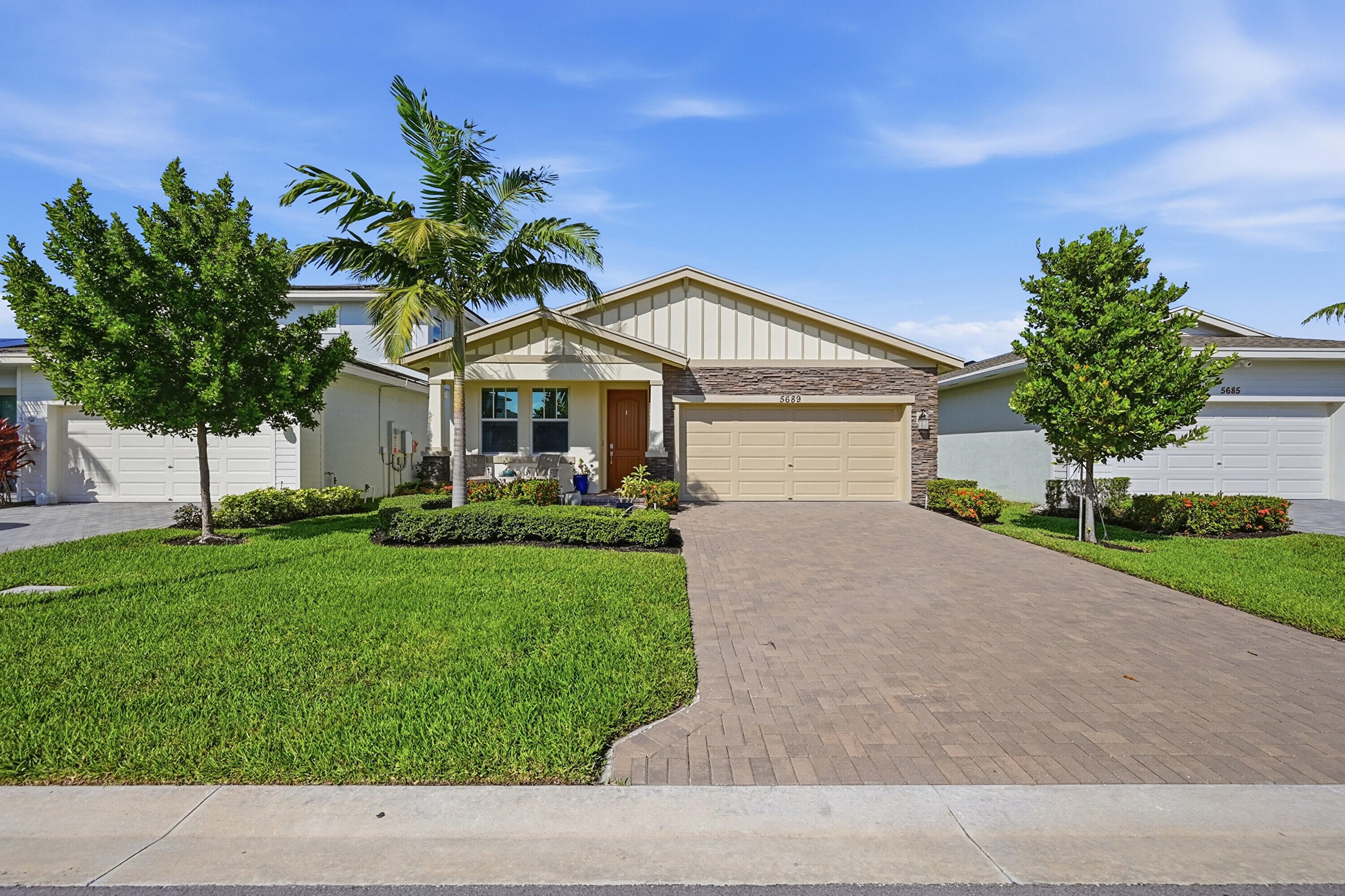 5689 Graceful Way, Delray Beach, FL 33484