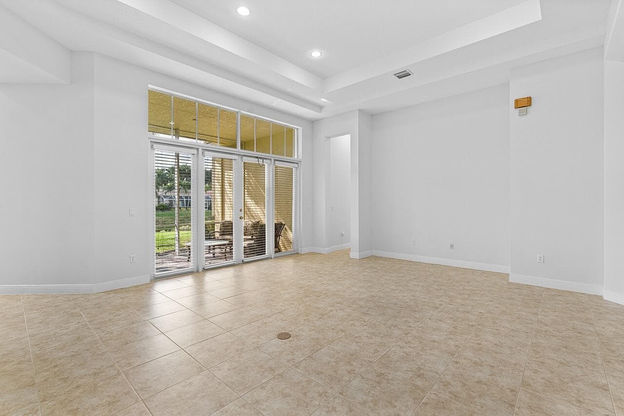 9724 Via Grandezza W, Wellington, FL 33411 16