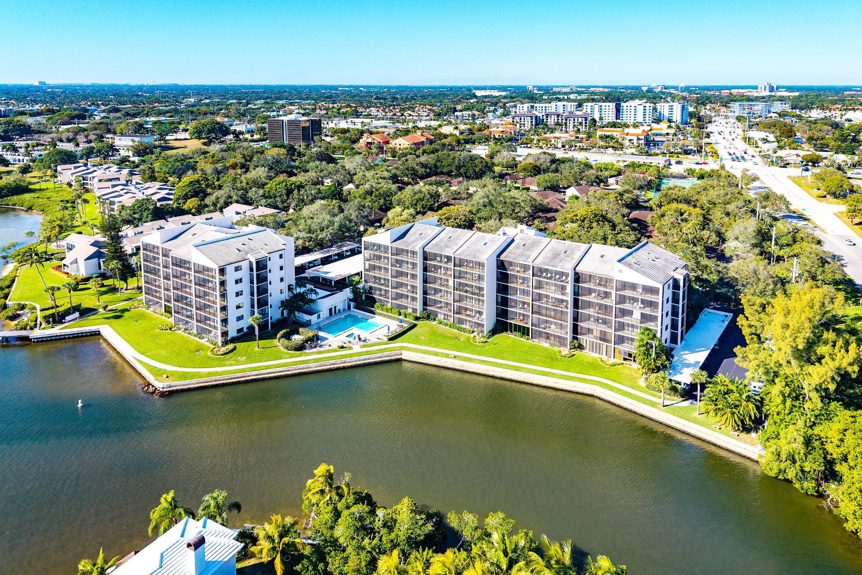11370 Twelve Oaks Way 418, North Palm Beach, FL 33408 40