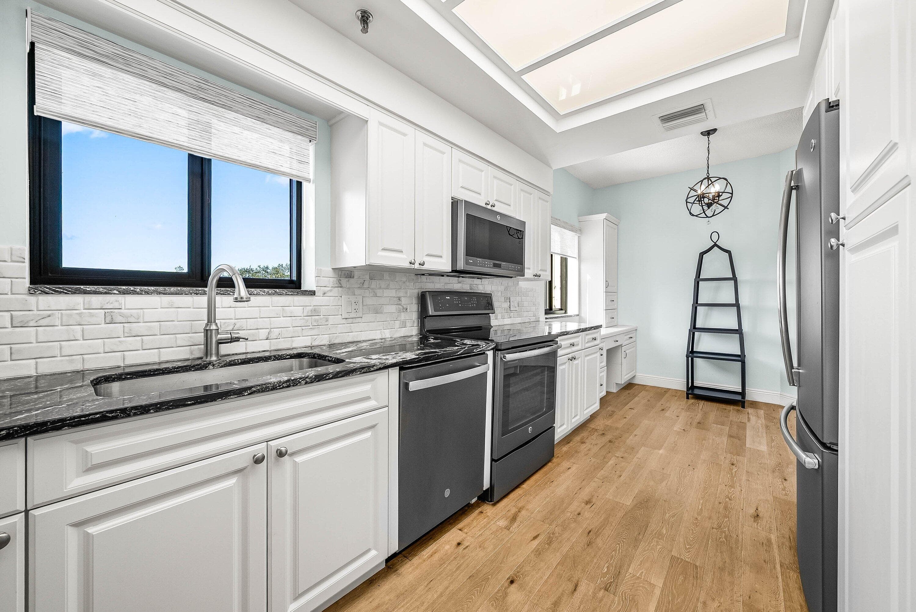 11370 Twelve Oaks Way 418, North Palm Beach, FL 33408 27