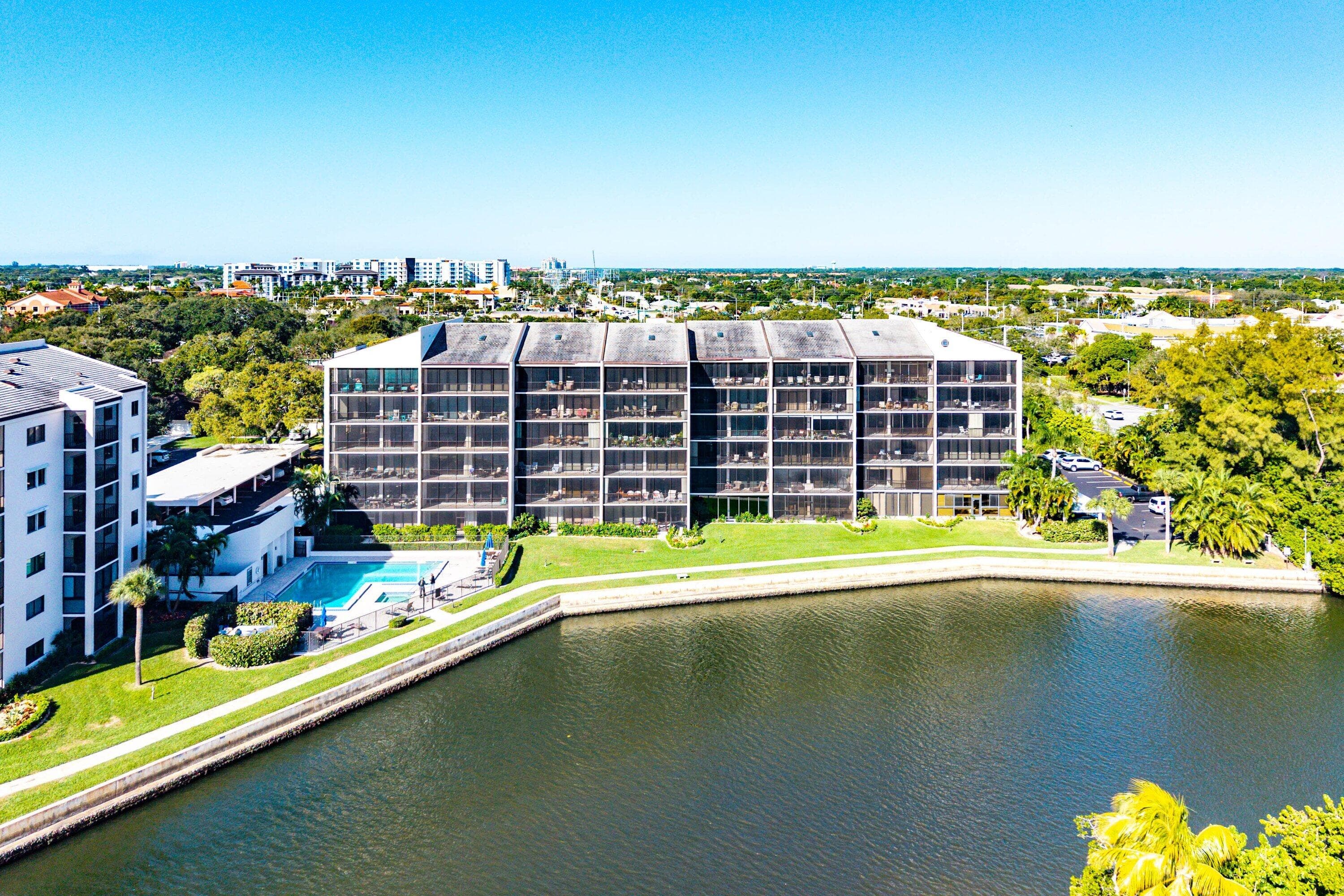 11370 Twelve Oaks Way 418, North Palm Beach, FL 33408 45