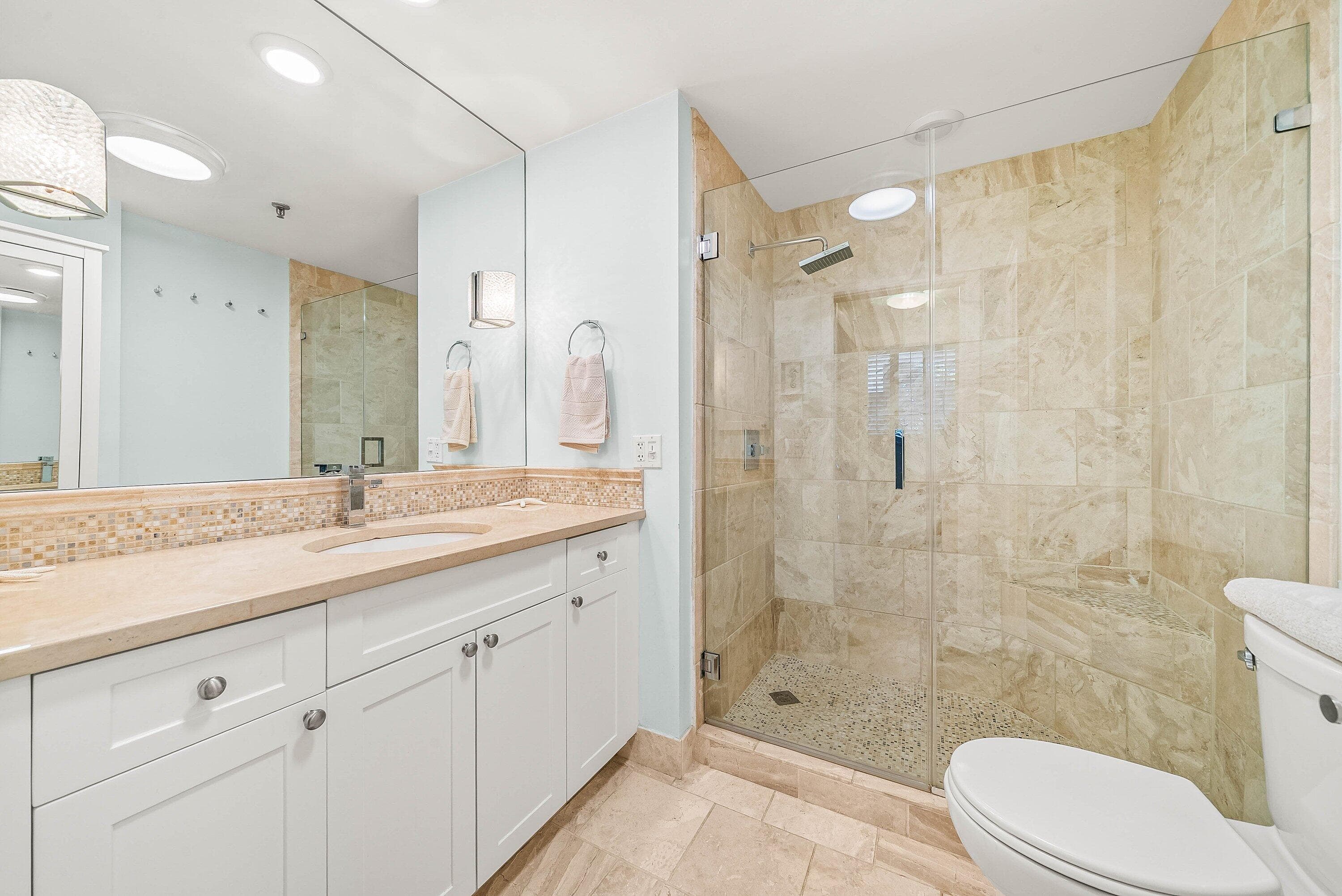 11370 Twelve Oaks Way 418, North Palm Beach, FL 33408 24