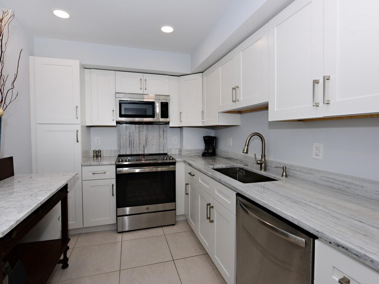 3450 S Ocean Boulevard 406, Palm Beach, FL 33480 8