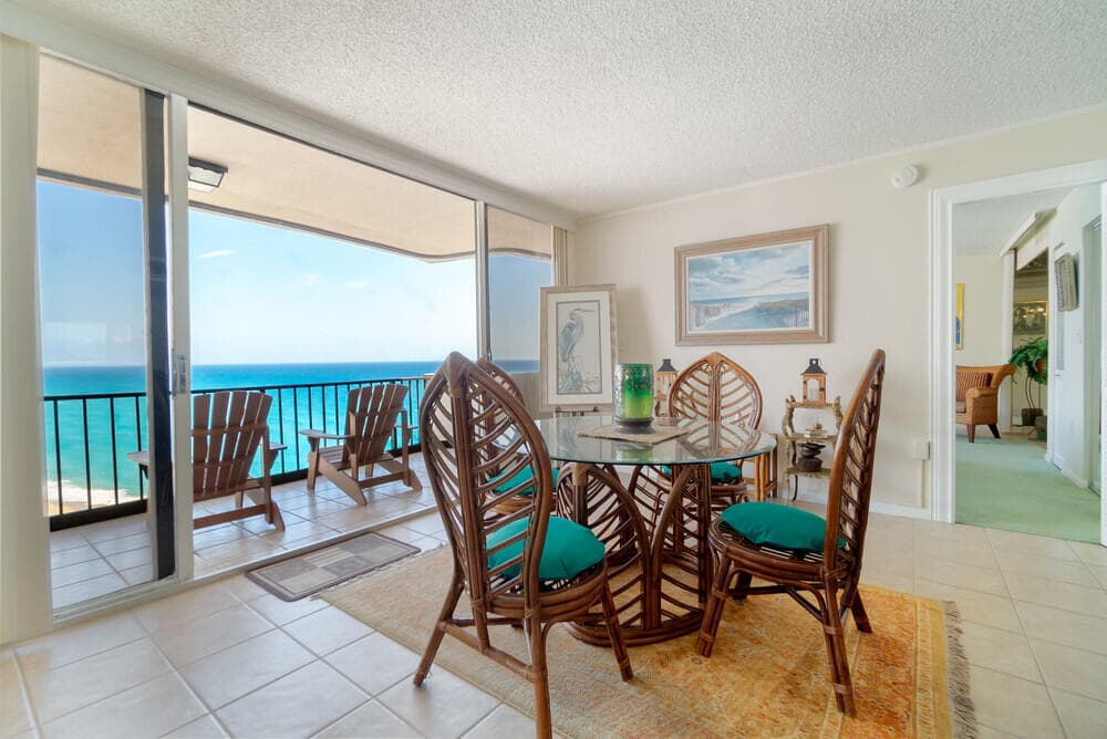 4200 N Ocean Drive 1-1806, Singer Island, FL 33404 2