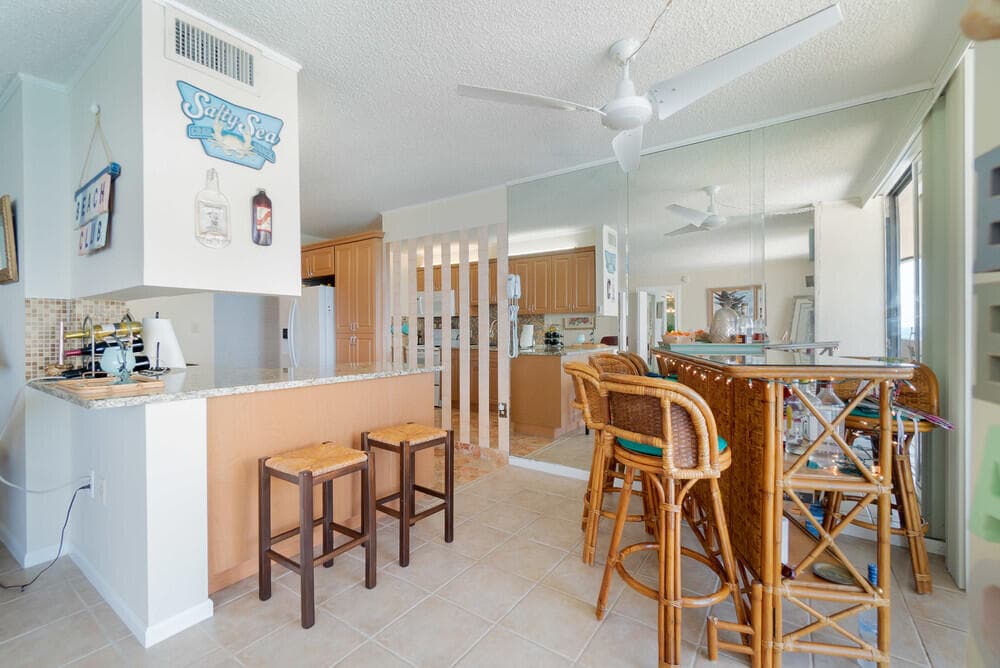 4200 N Ocean Drive 1-1806, Singer Island, FL 33404 10