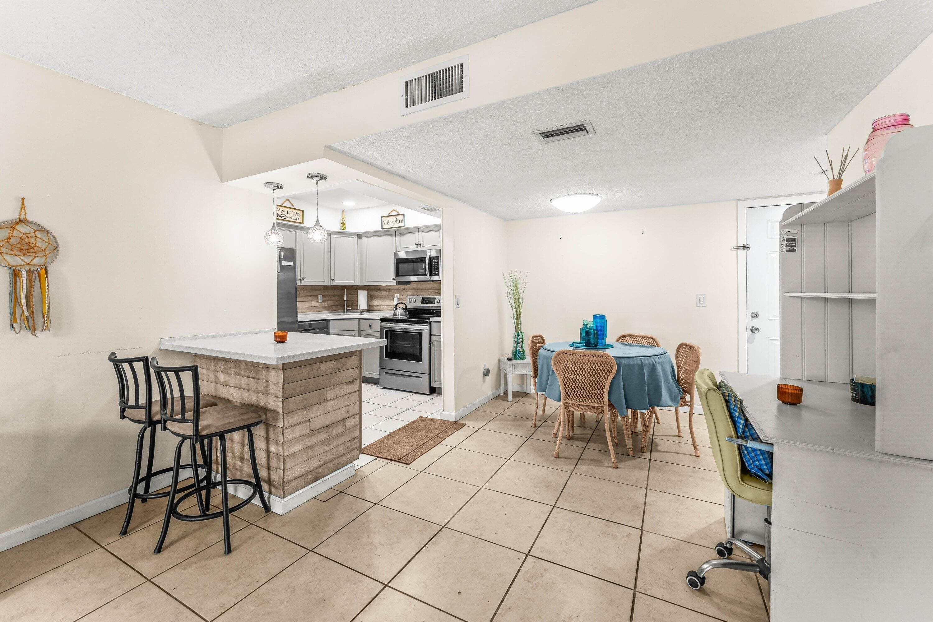 950 S Kanner Highway C-10, Stuart, FL 34994 8