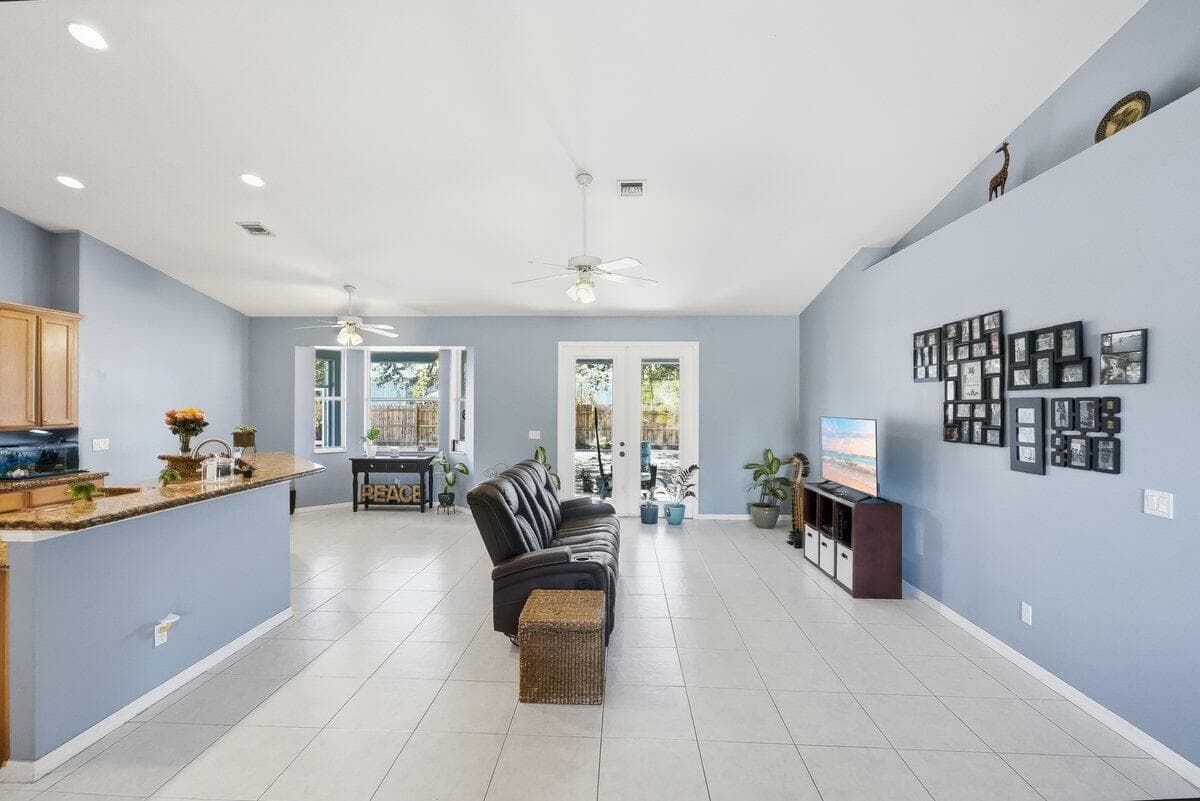 5859 NW Cullom Circle, Port St. Lucie, FL 34986 16