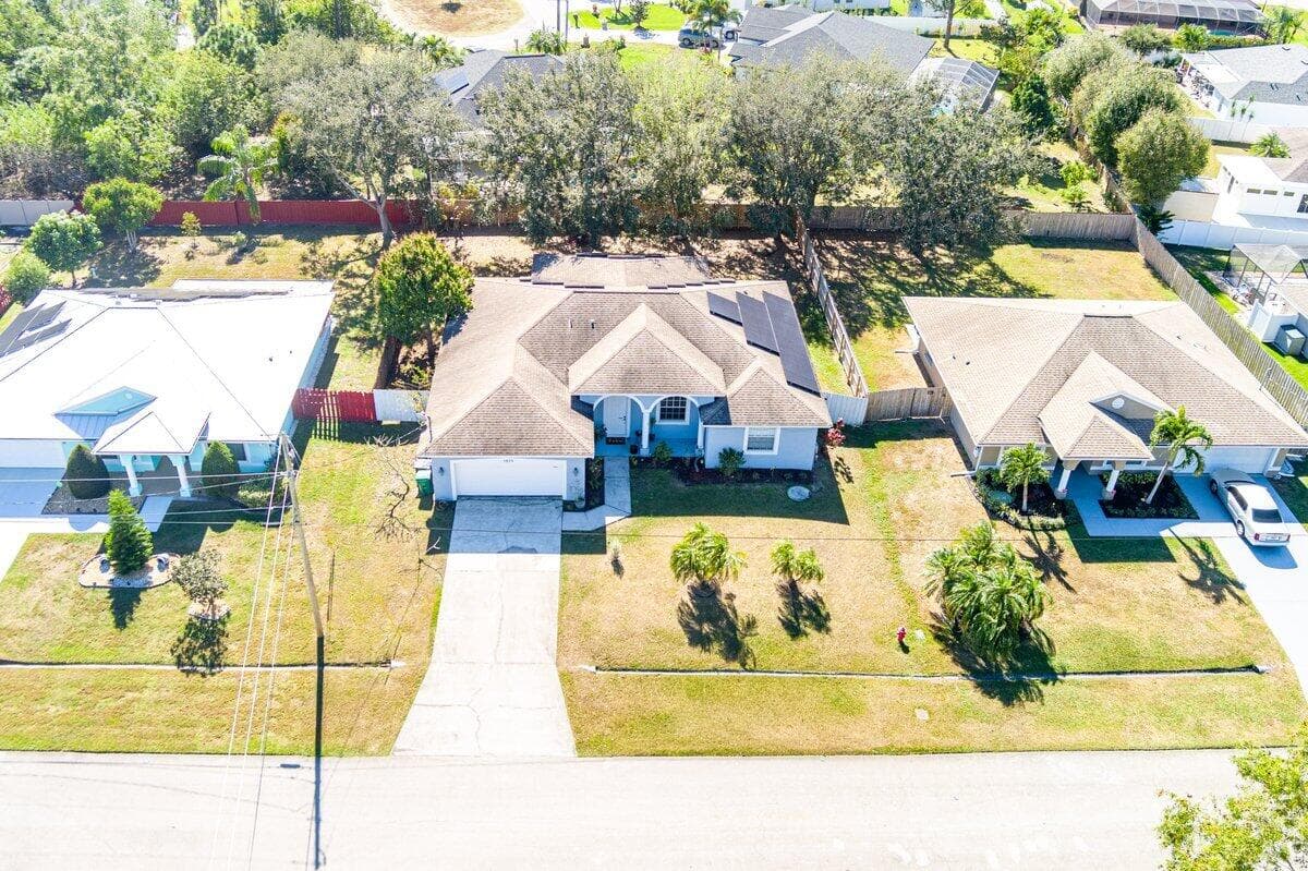 5859 NW Cullom Circle, Port St. Lucie, FL 34986 6