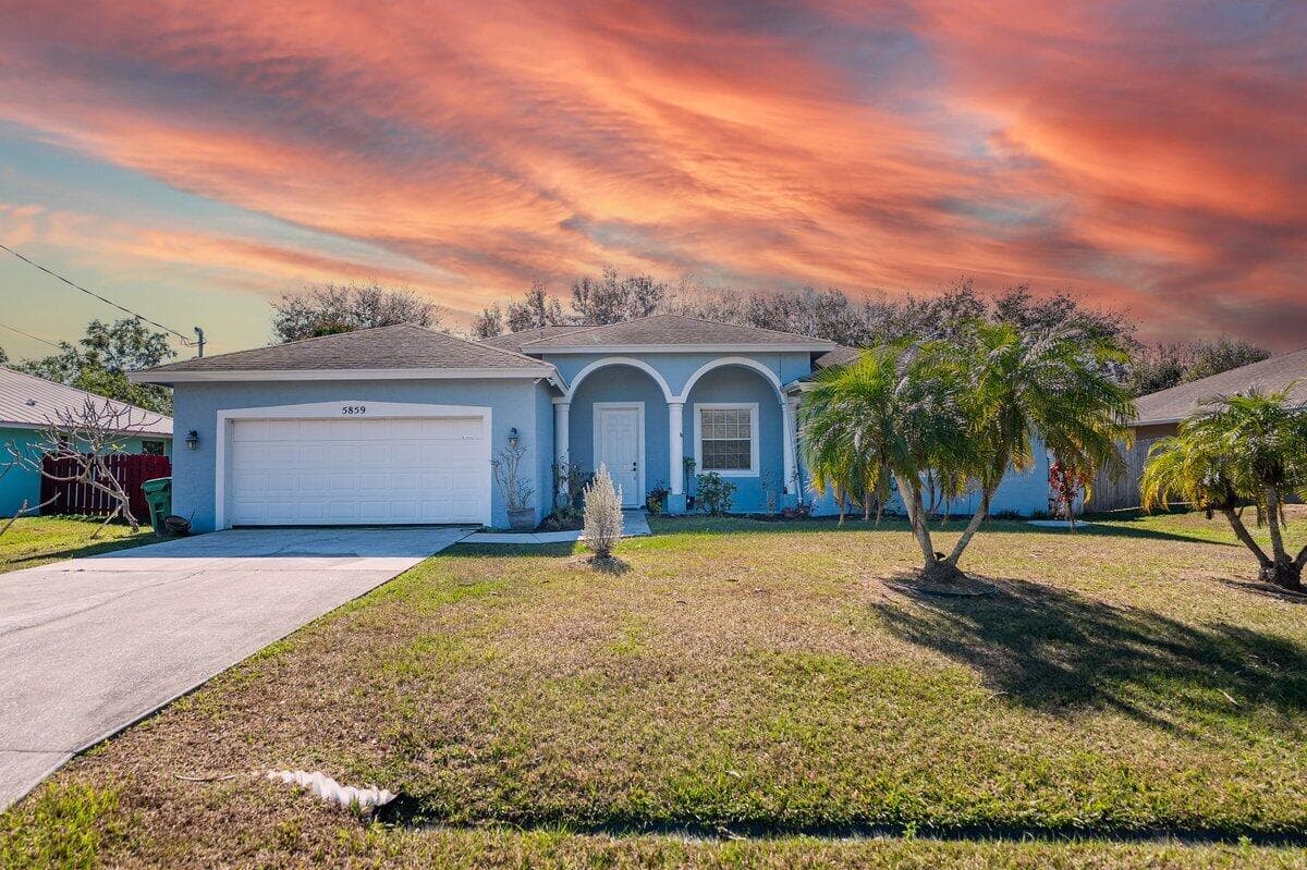 5859 NW Cullom Circle, Port St. Lucie, FL 34986