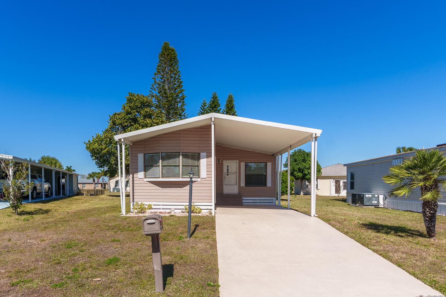 13998 Encantardo Circle, Fort Pierce, FL 34951 3