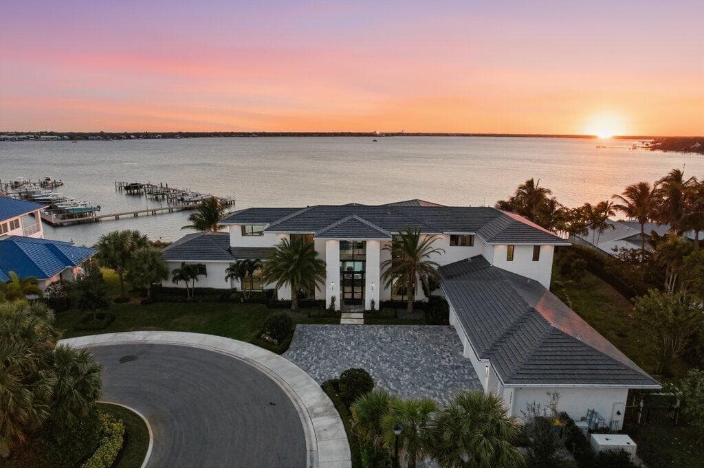 1271 NE Langford Lane, Jensen Beach, FL 34957 120