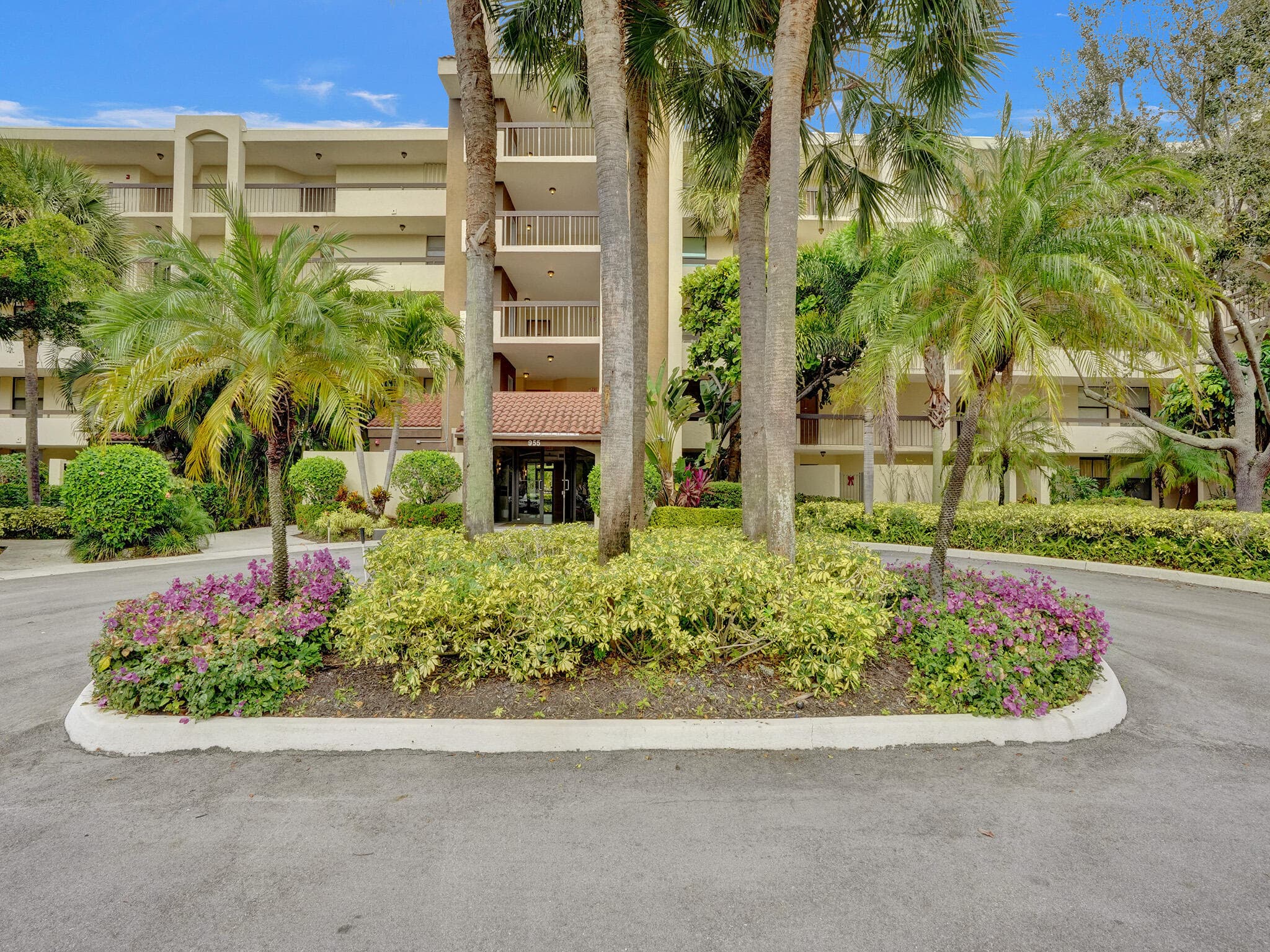 955 Egret Circle 405, Delray Beach, FL 33444 45