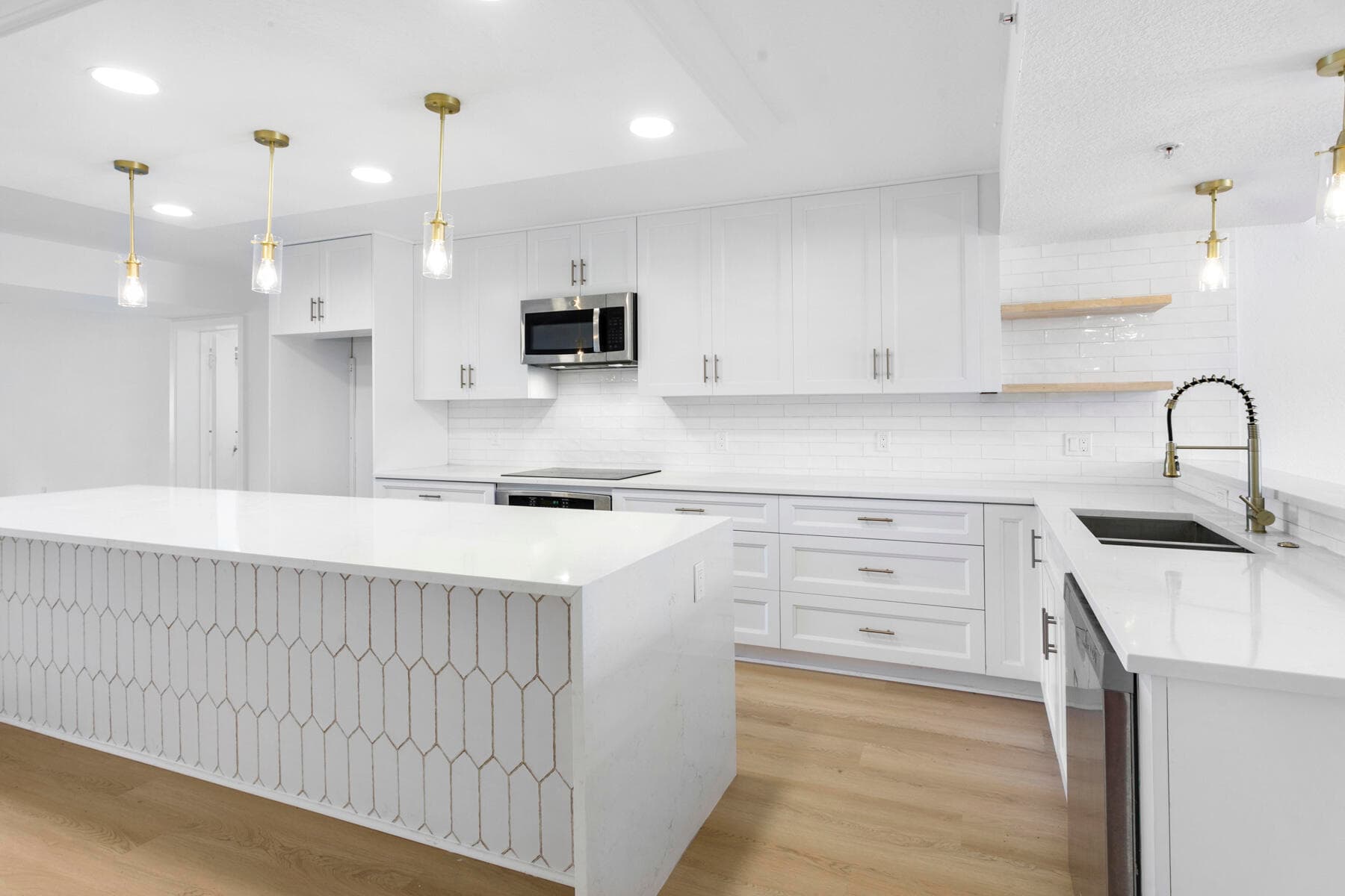 601 Seafarer Circle 101, Jupiter, FL 33477 5