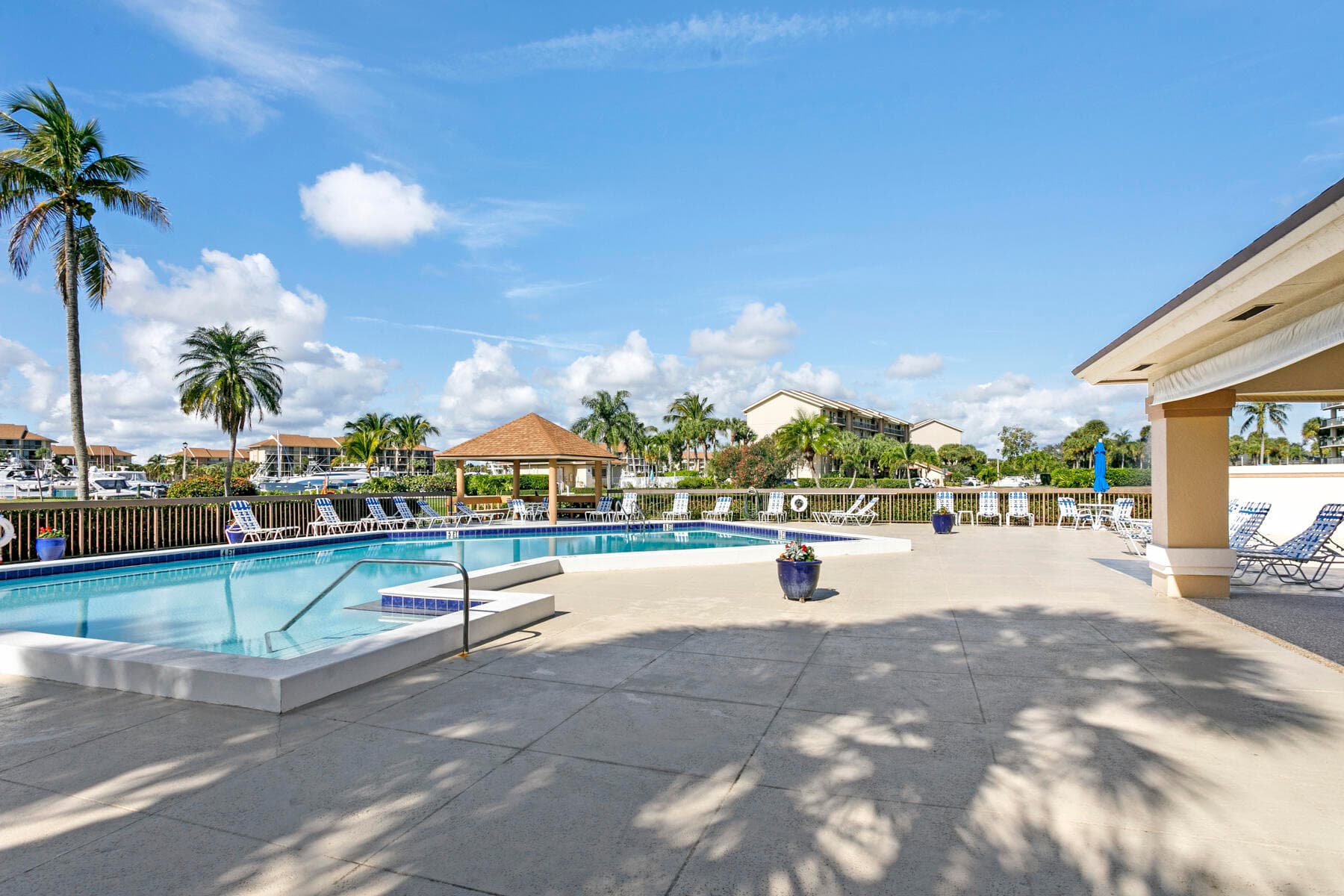 601 Seafarer Circle 101, Jupiter, FL 33477 23