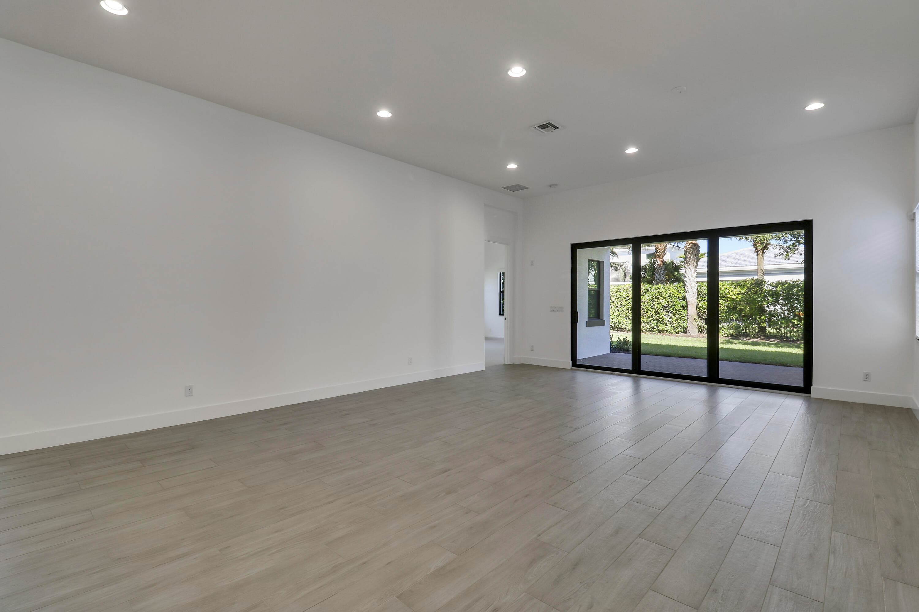5619 Delacroix Terrace, Palm Beach Gardens, FL 33418 37