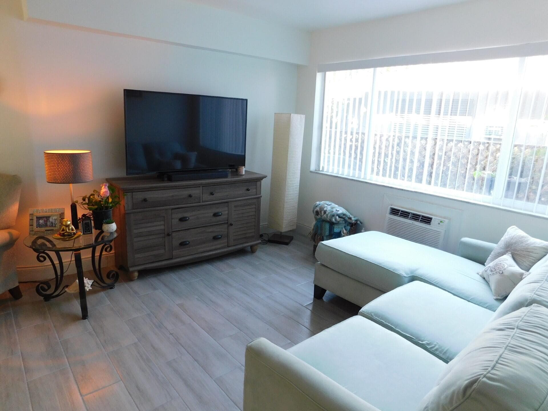 825 NE 6th Street 1-7, Fort Lauderdale, FL 33304 14